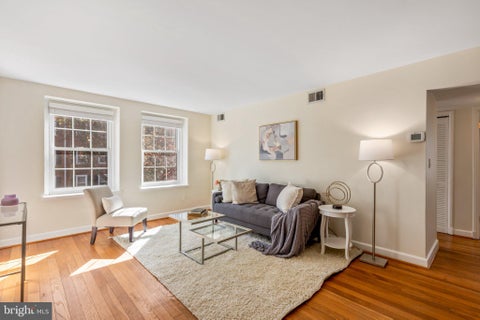 Photo of 2916 S Buchanan Street #B1, ARLINGTON, VA 22206 (MLS # VAAR2081192)