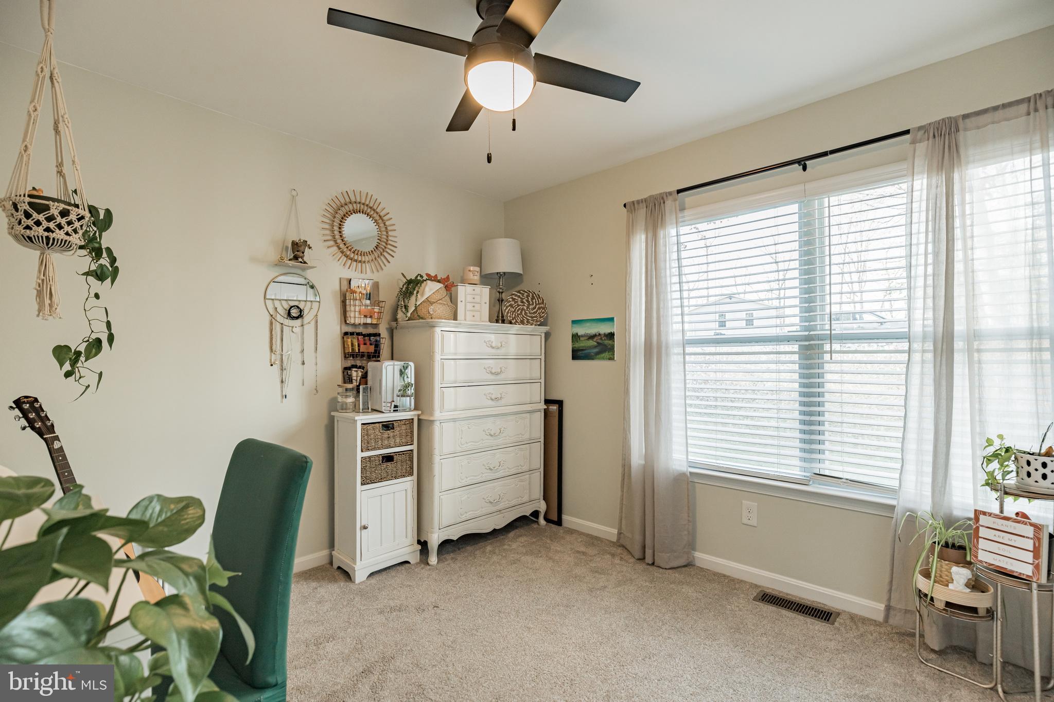 WHITE SANDS - Residential