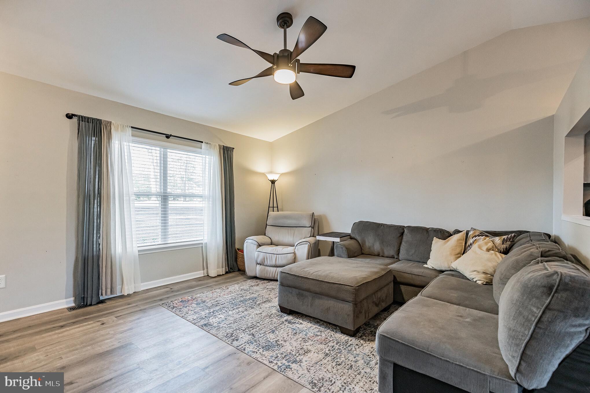 WHITE SANDS - Residential