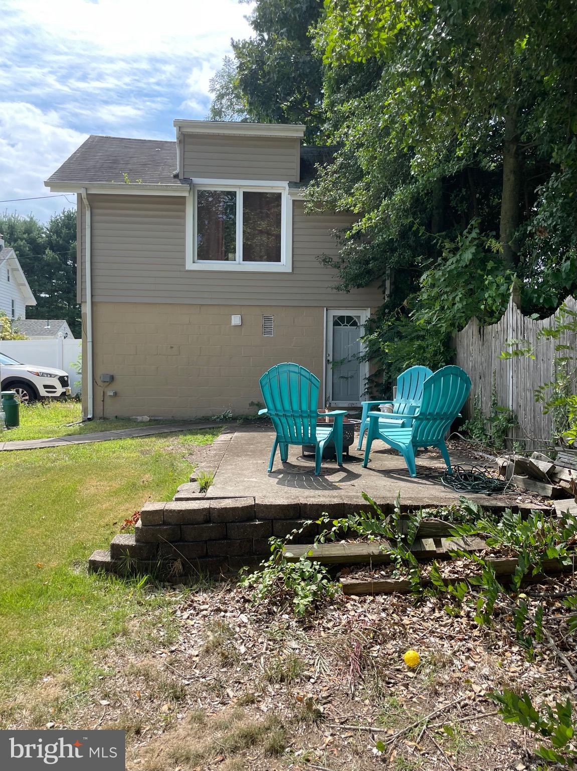 32 LINDEN AVENUE
