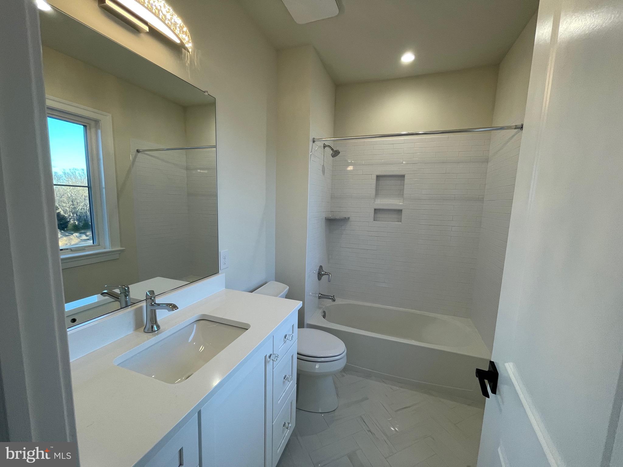 BOXWOOD HILL AT WAYNE - Residential