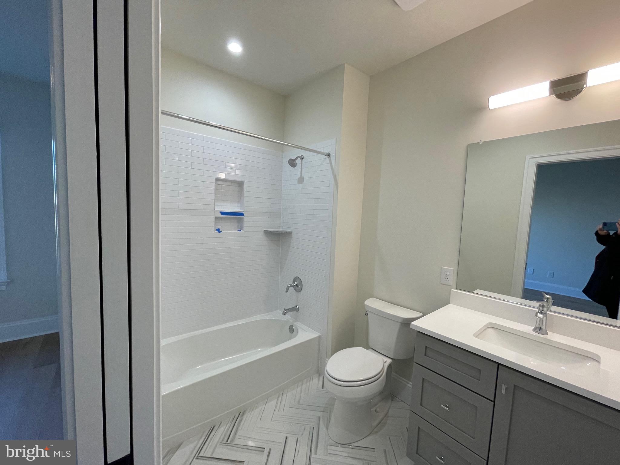 BOXWOOD HILL AT WAYNE - Residential