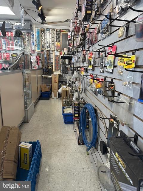 GLEN BURNIE - Commercial Sale