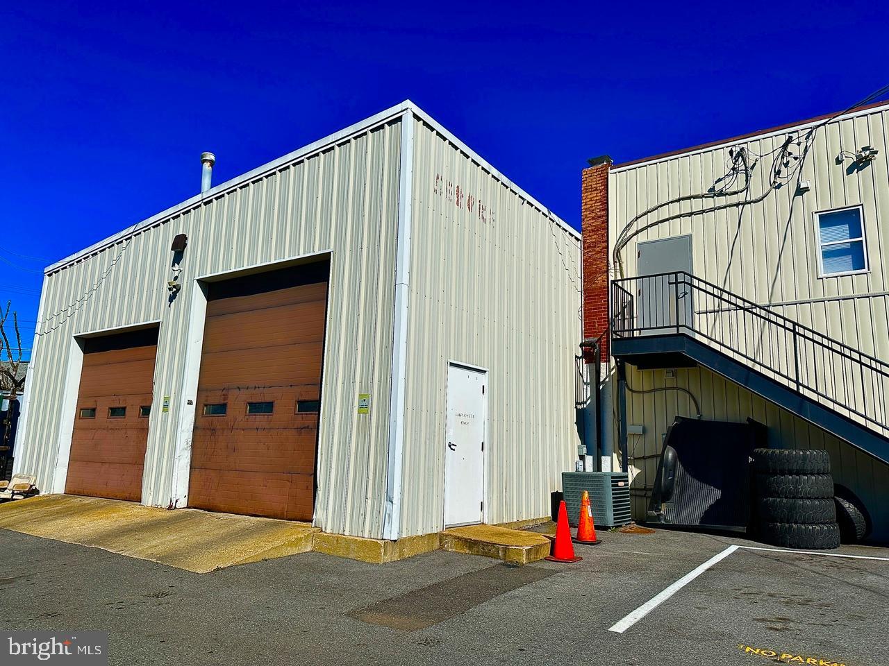 GLEN BURNIE - Commercial Sale