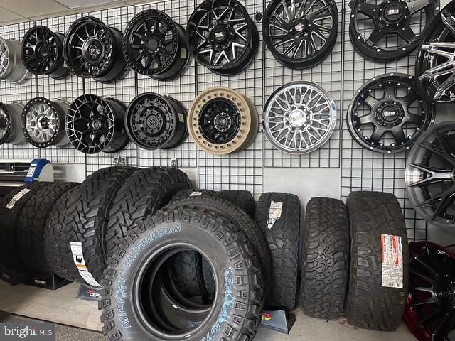 GLEN BURNIE - Commercial Sale