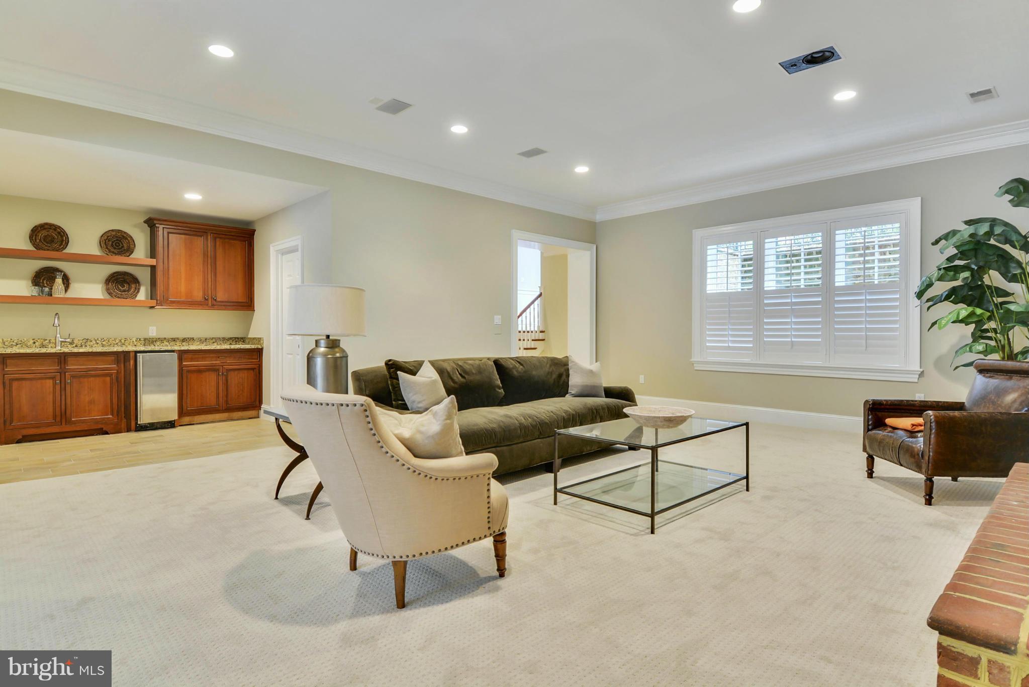BRADLEY HILLS GROVE - Residential