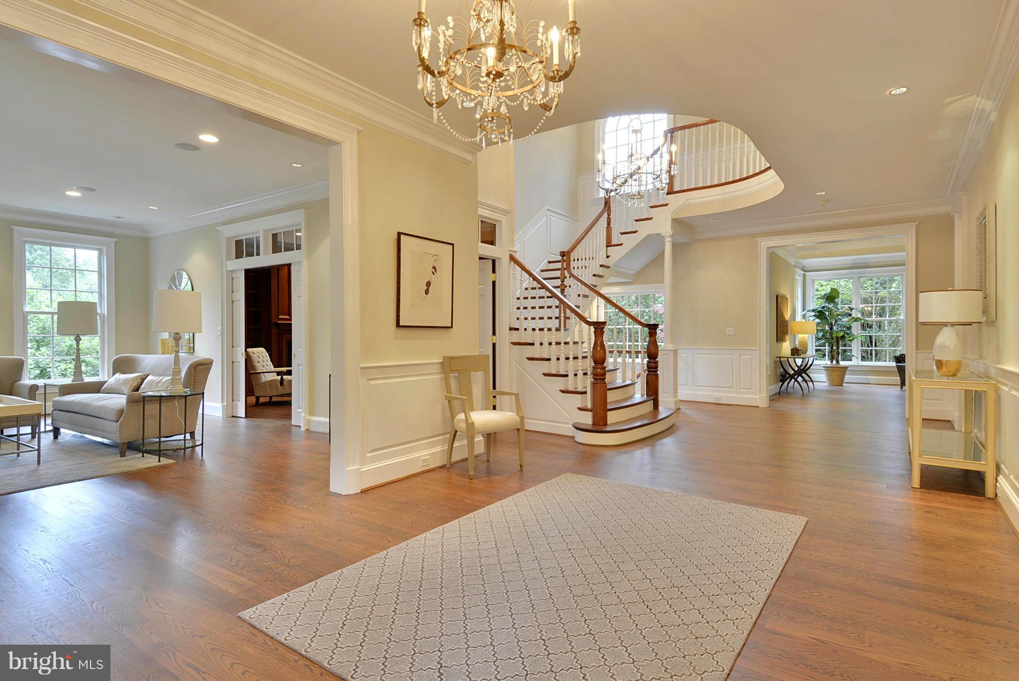 BRADLEY HILLS GROVE - Residential