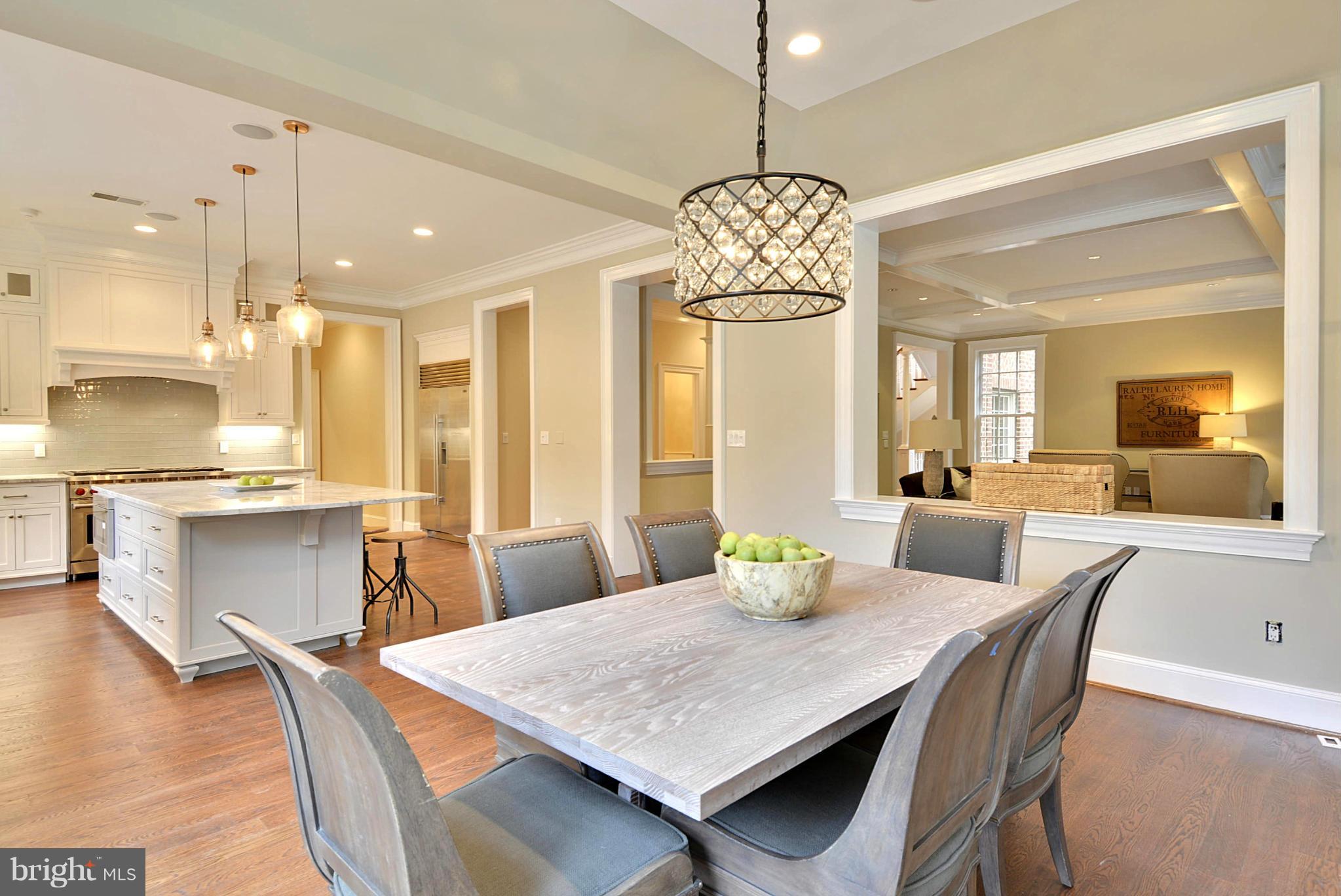 BRADLEY HILLS GROVE - Residential