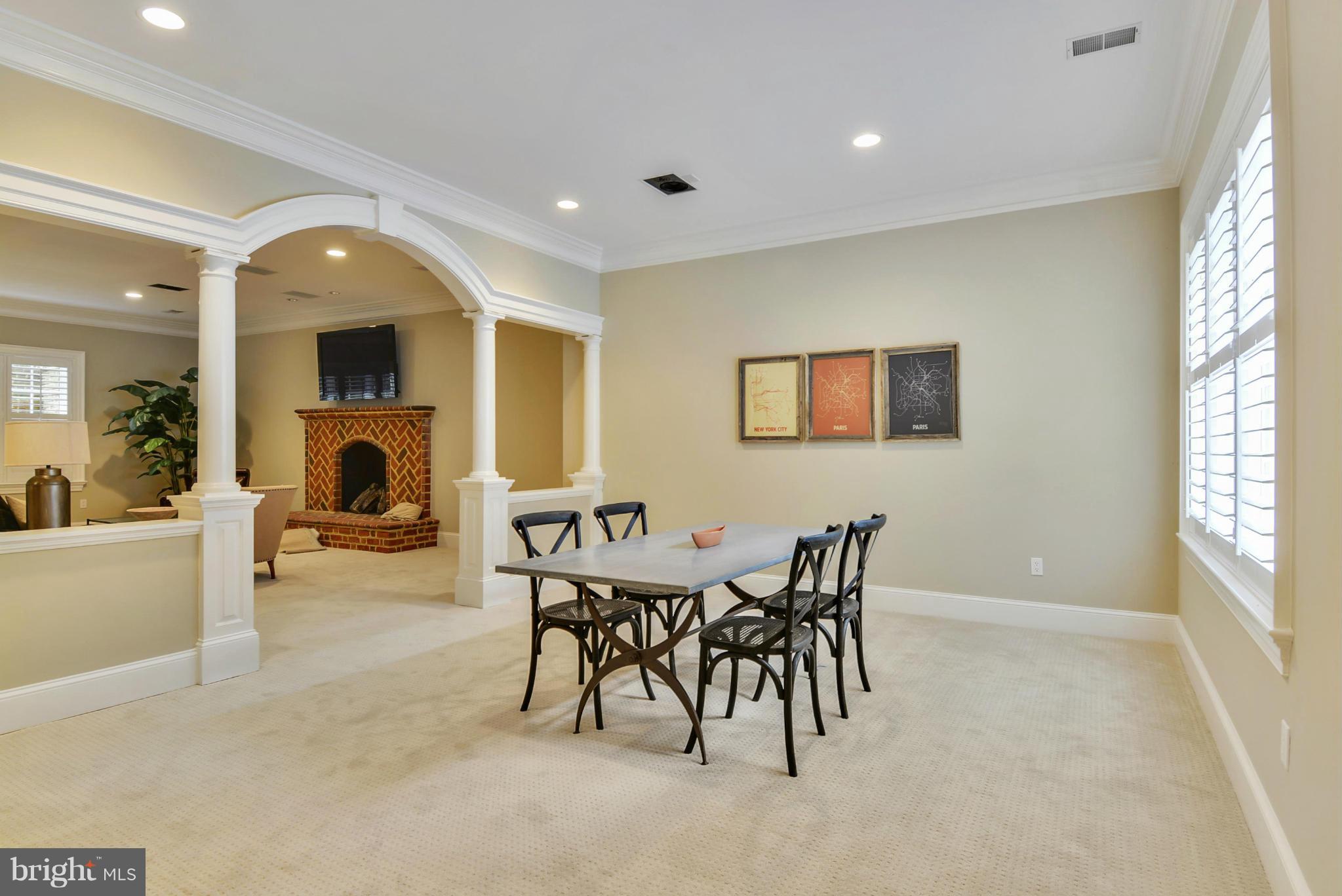 BRADLEY HILLS GROVE - Residential