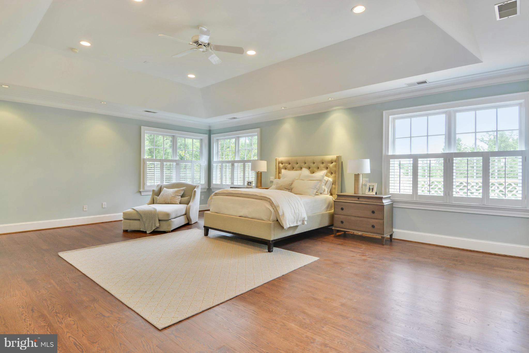 BRADLEY HILLS GROVE - Residential