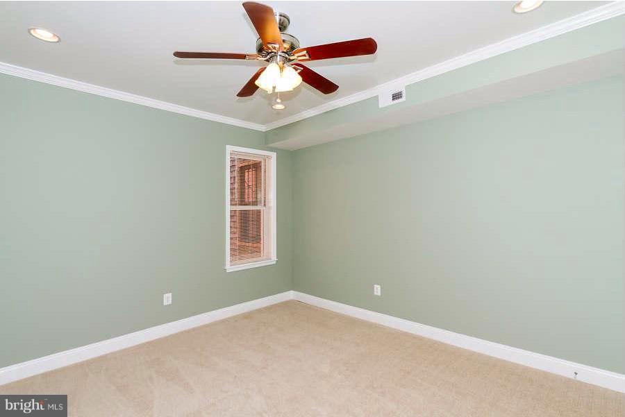 CHARLES VILLAGE - Residential Lease