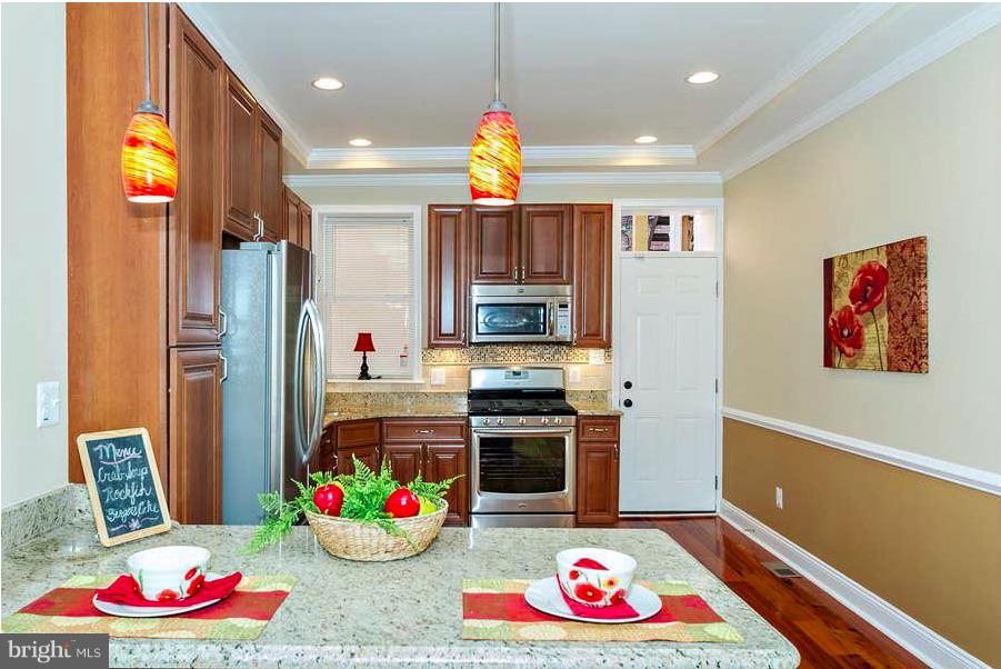 CHARLES VILLAGE - Residential Lease