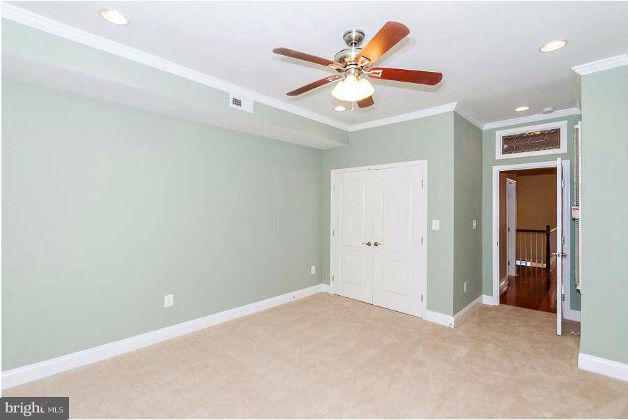 CHARLES VILLAGE - Residential Lease