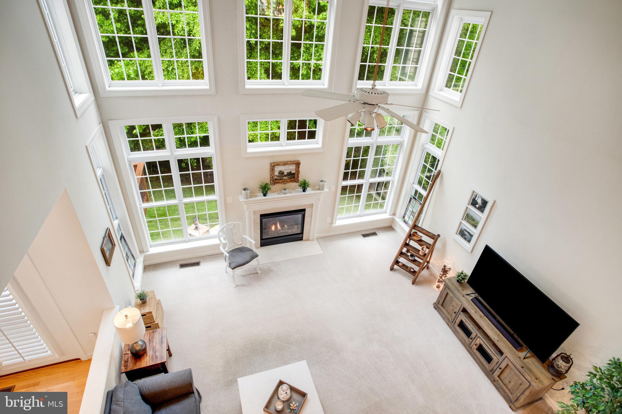 STONEWALL MANOR - Residential