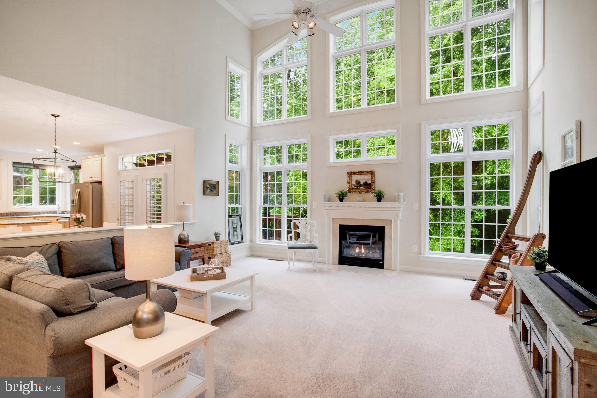 STONEWALL MANOR - Residential