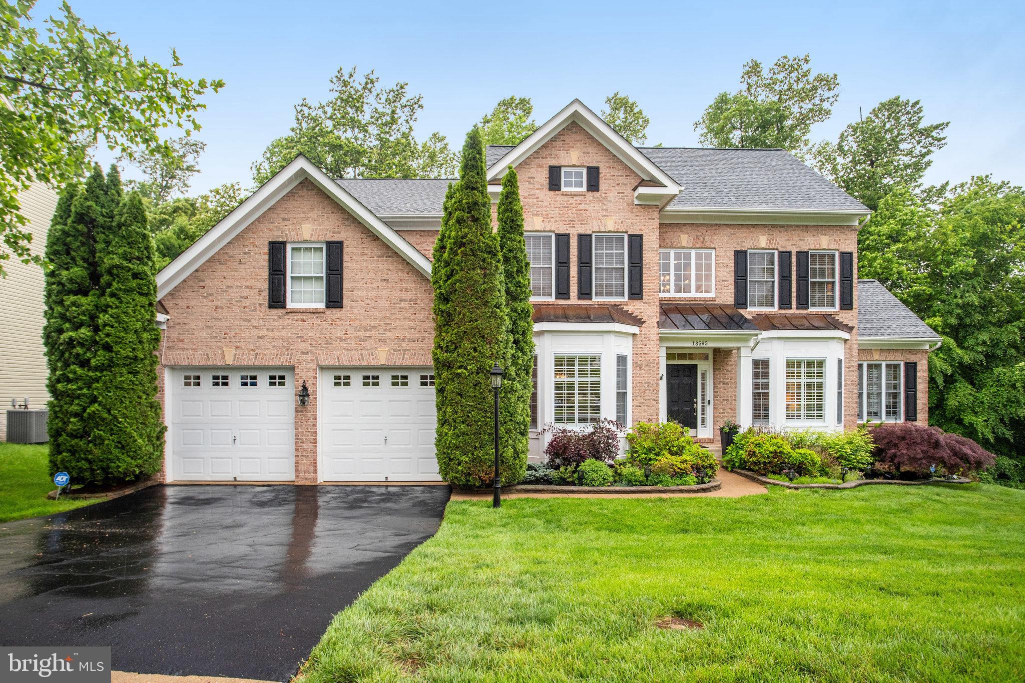 STONEWALL MANOR - Residential