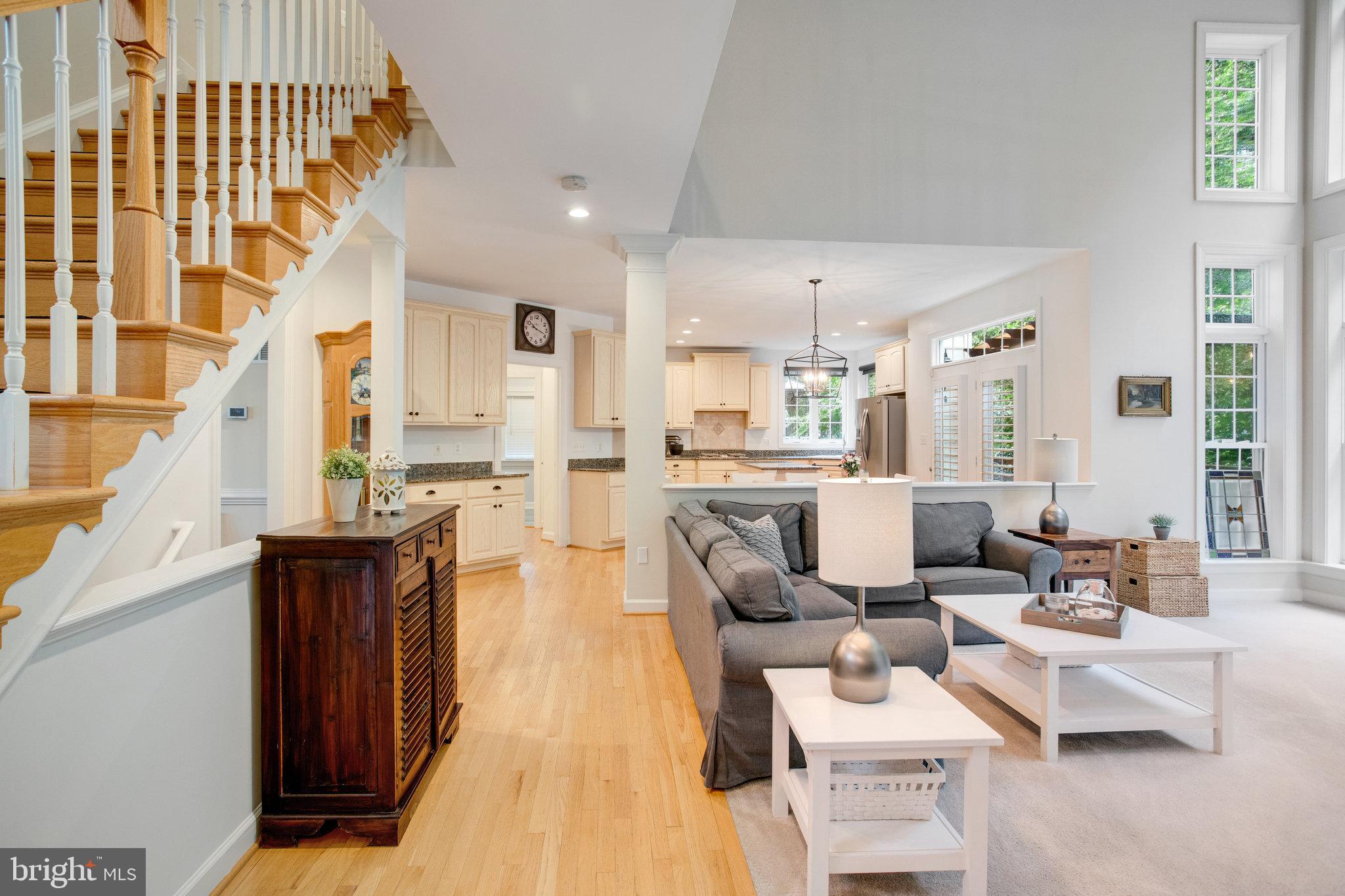 STONEWALL MANOR - Residential