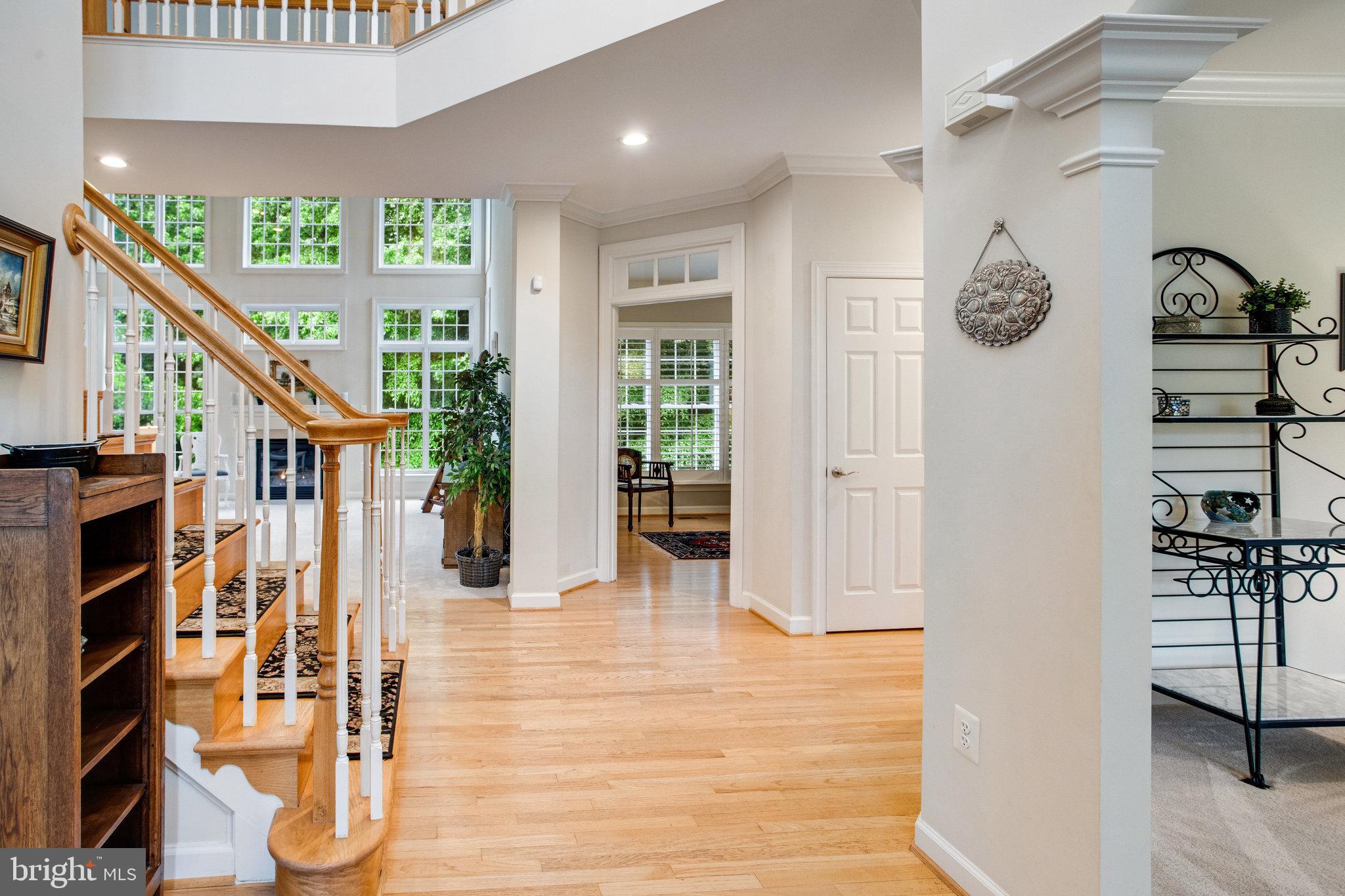 STONEWALL MANOR - Residential