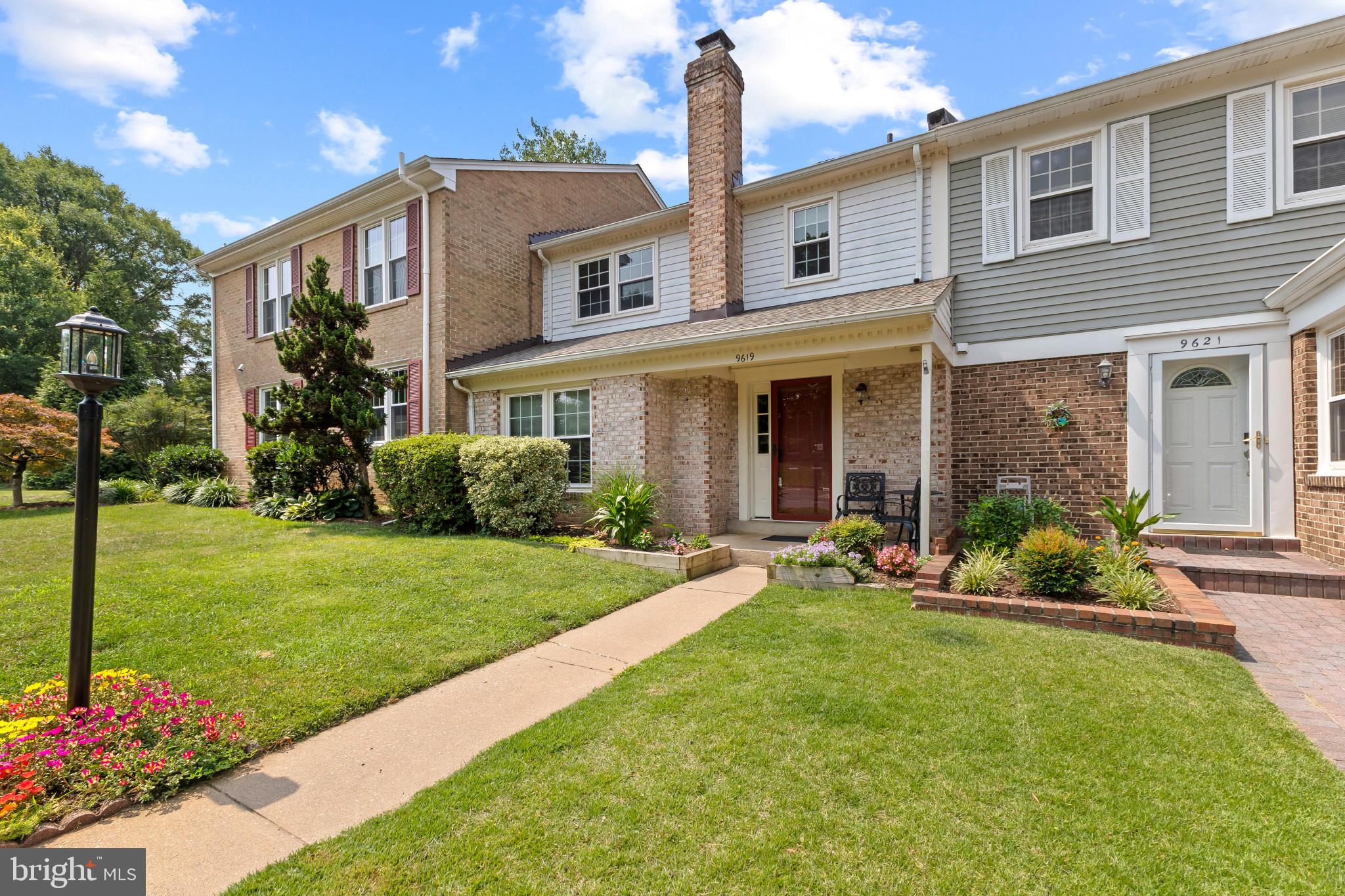 9619 HILLOCK COURT