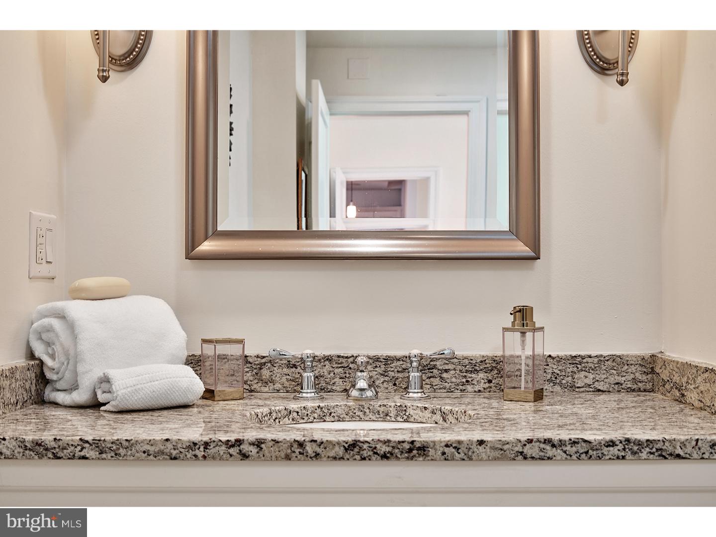 RITTENHOUSE SQUARE - Residential