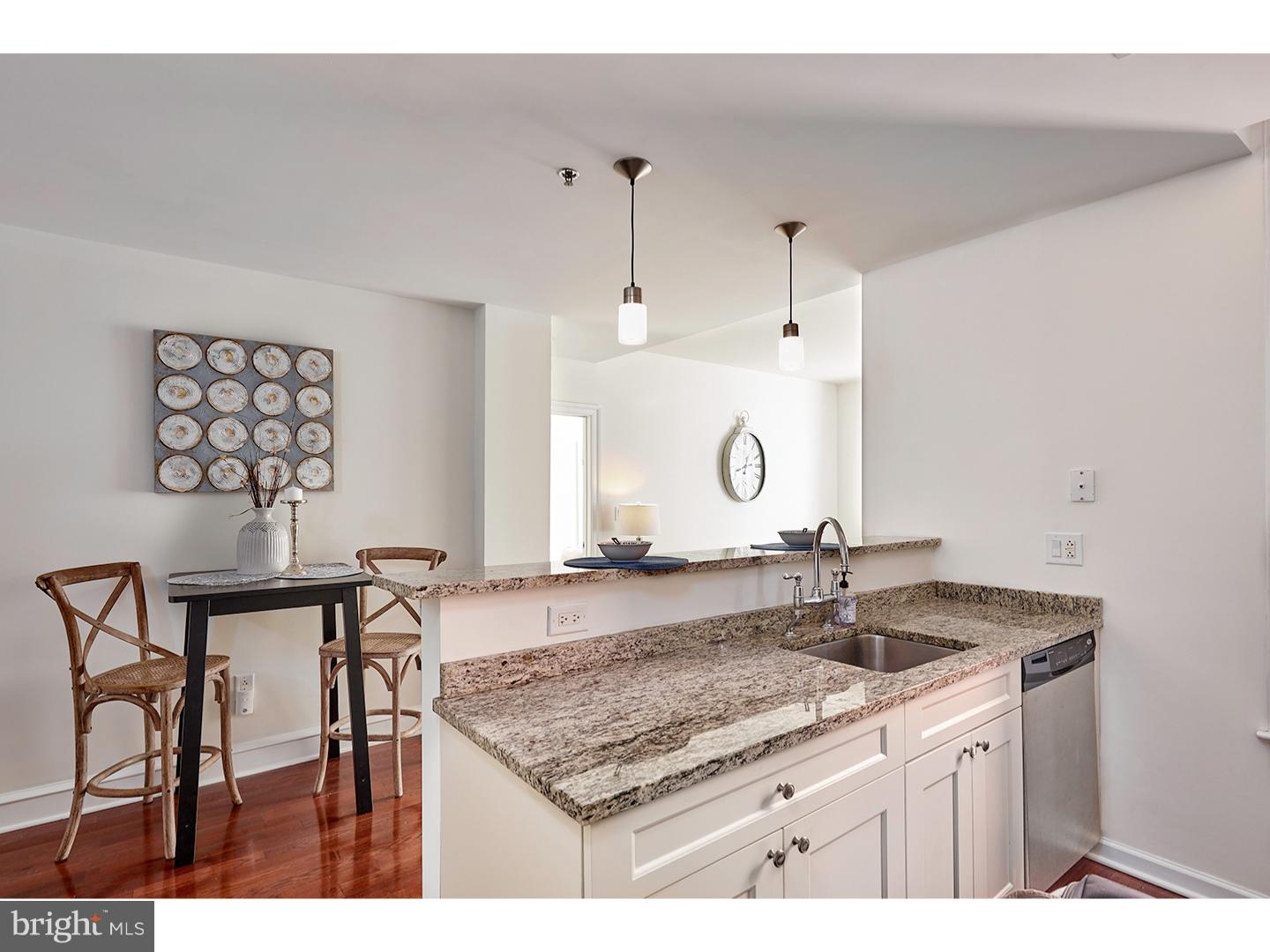 RITTENHOUSE SQUARE - Residential