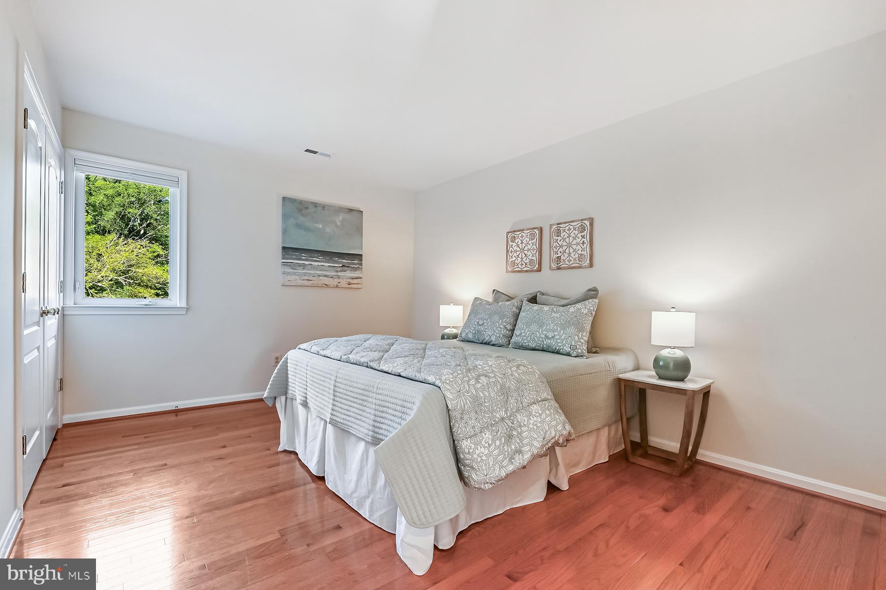 WEST SHORE - Residential