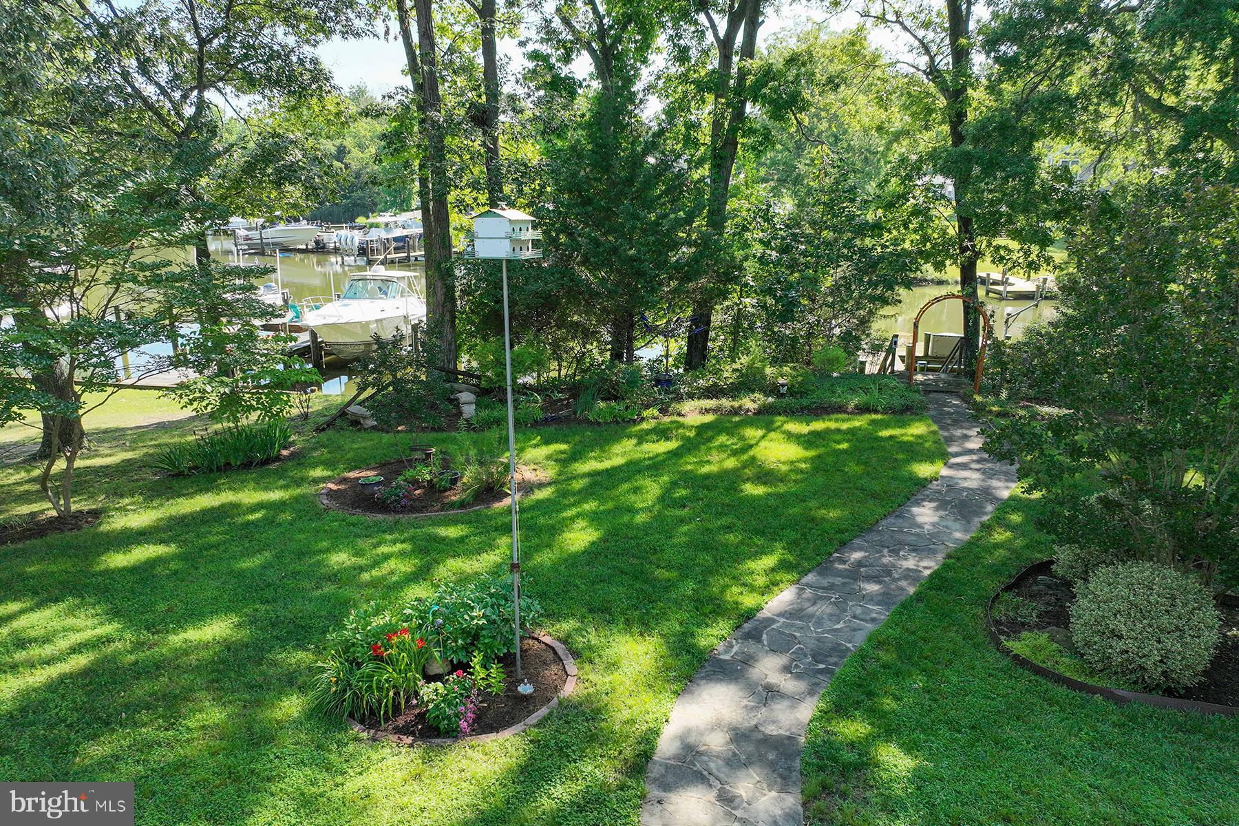 WEST SHORE - Residential