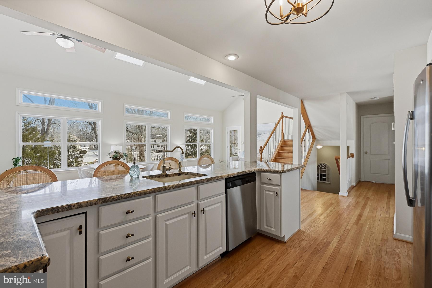 WEST SHORE - Residential