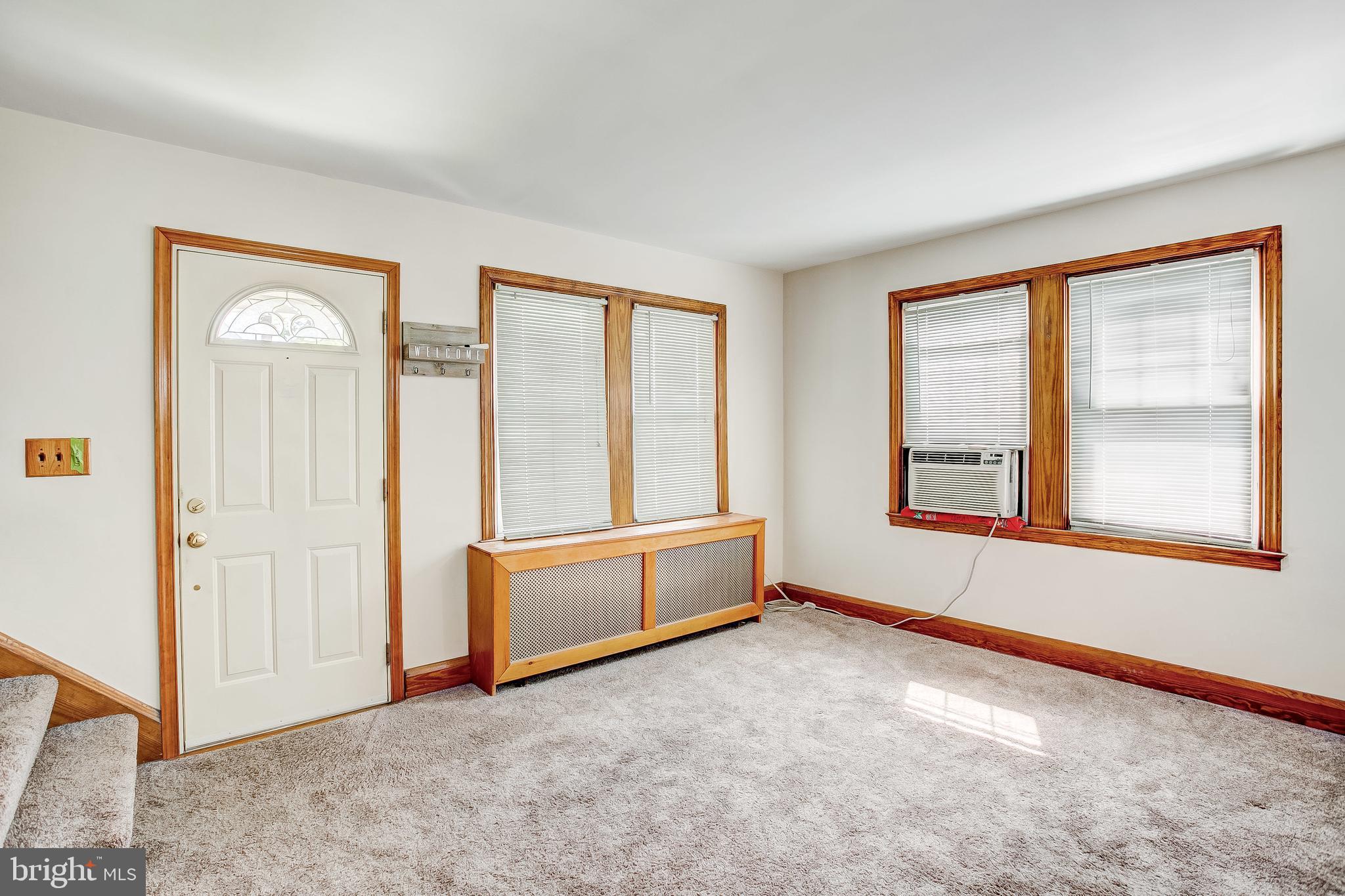 HOMECREST - Residential