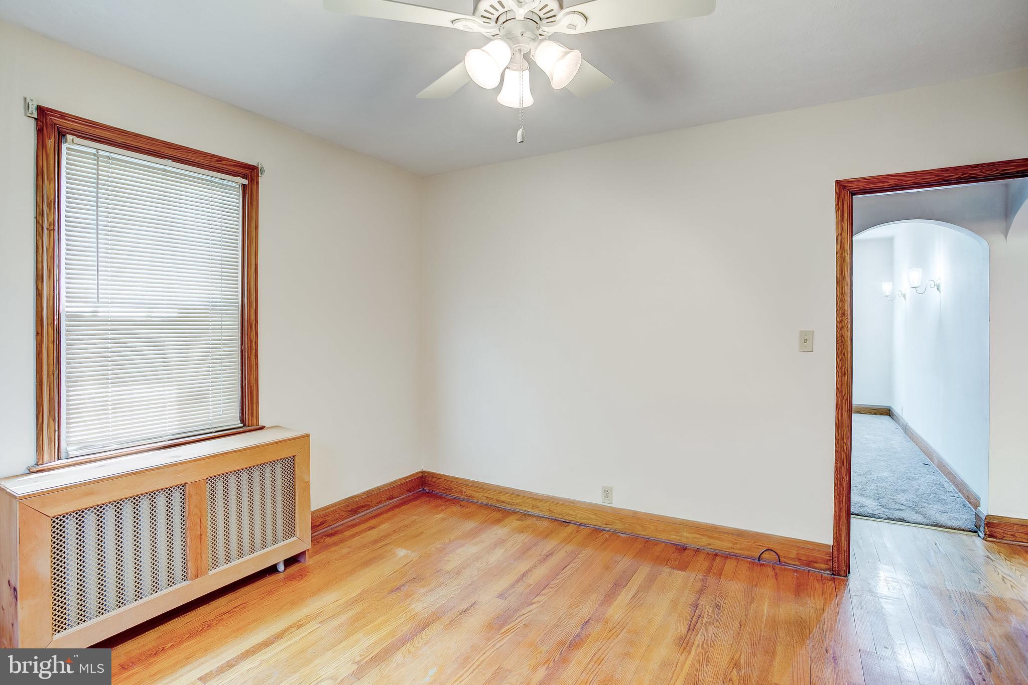 HOMECREST - Residential