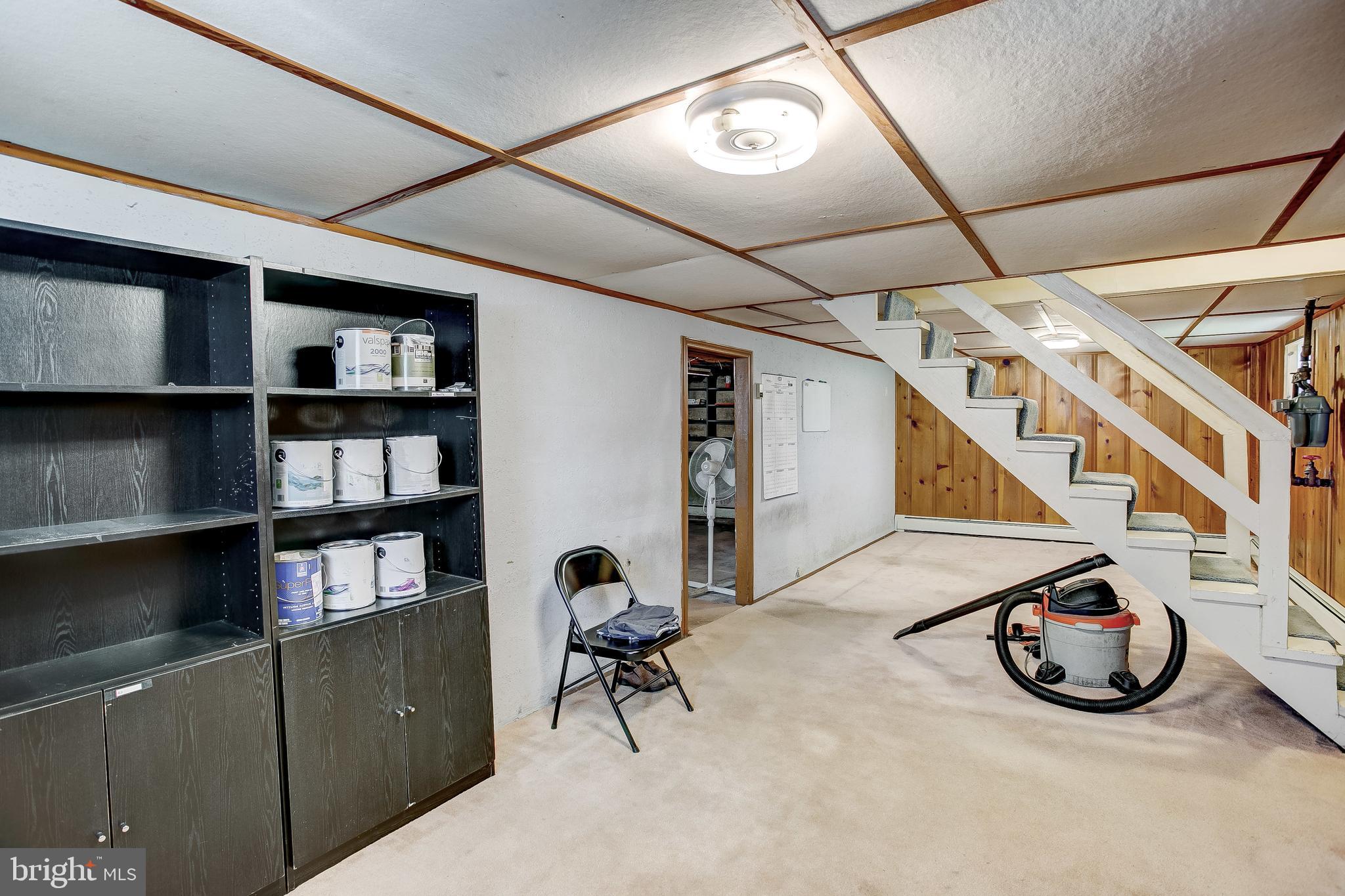 HOMECREST - Residential