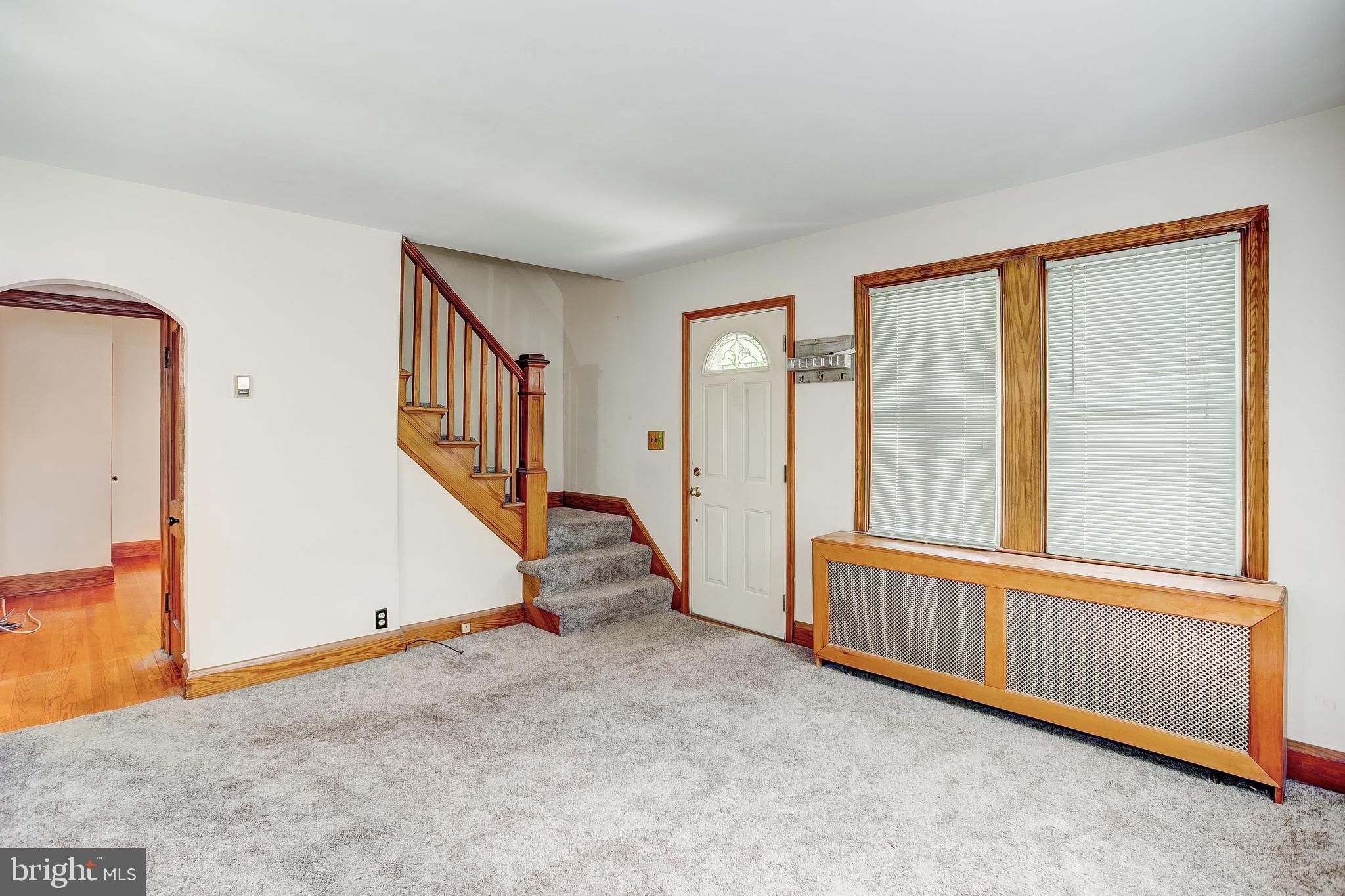 HOMECREST - Residential