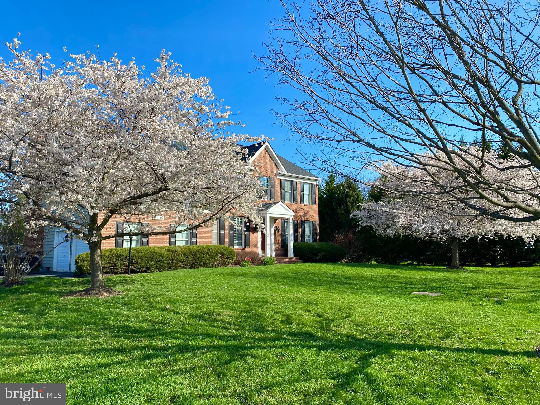 ASHLEIGH KNOLLS - Residential