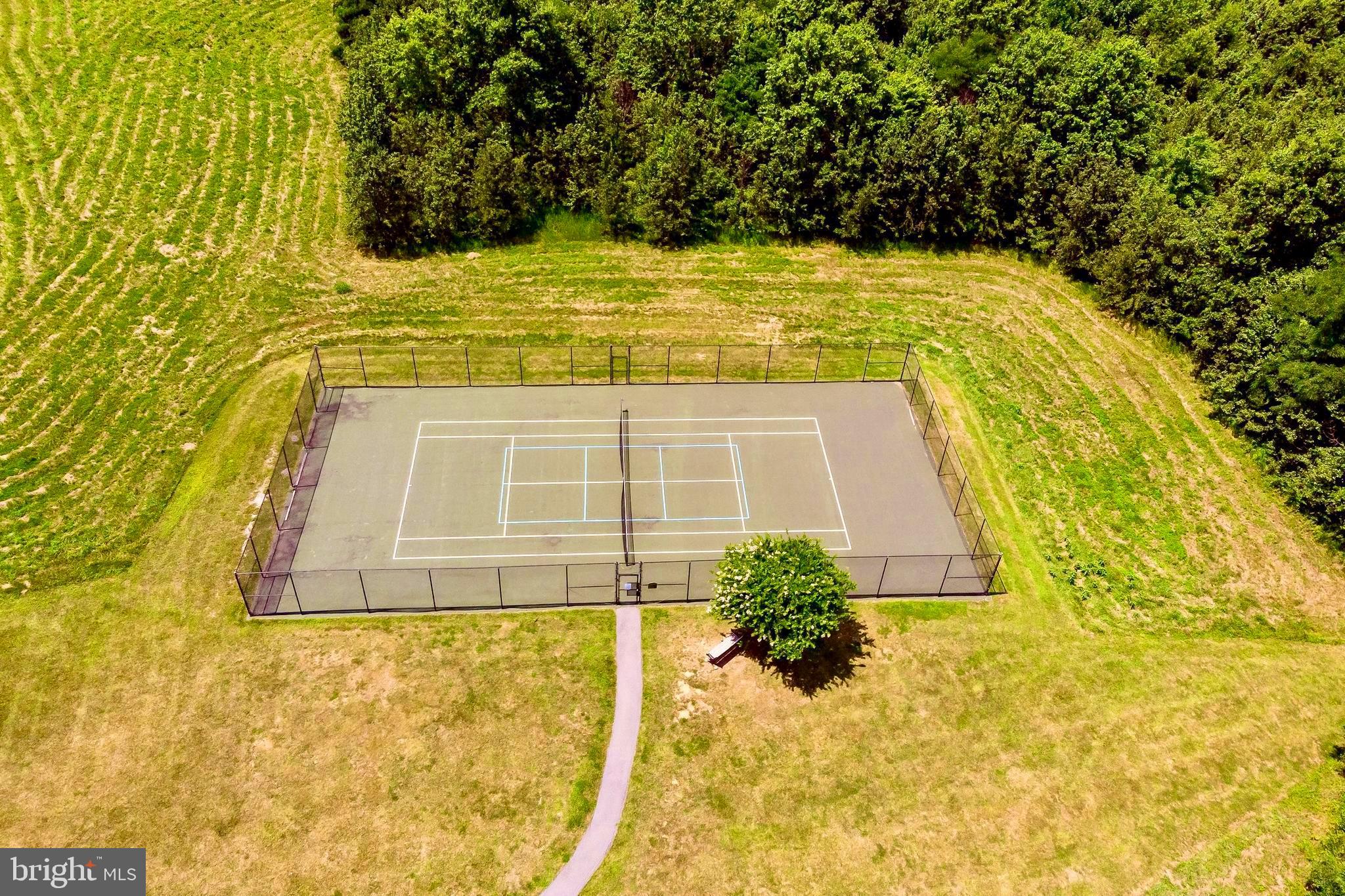 ASHLEIGH KNOLLS - Residential