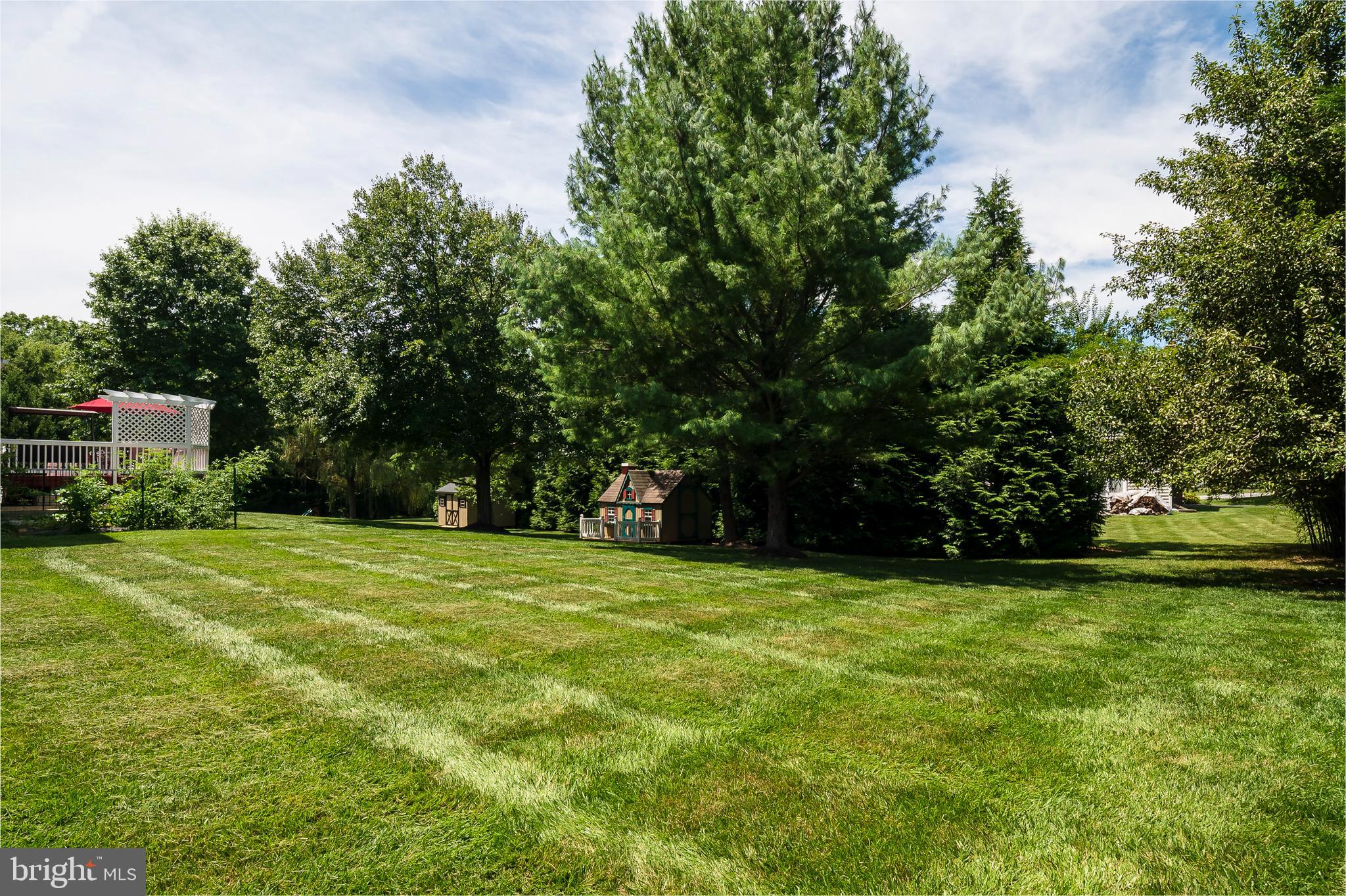 ASHLEIGH KNOLLS - Residential