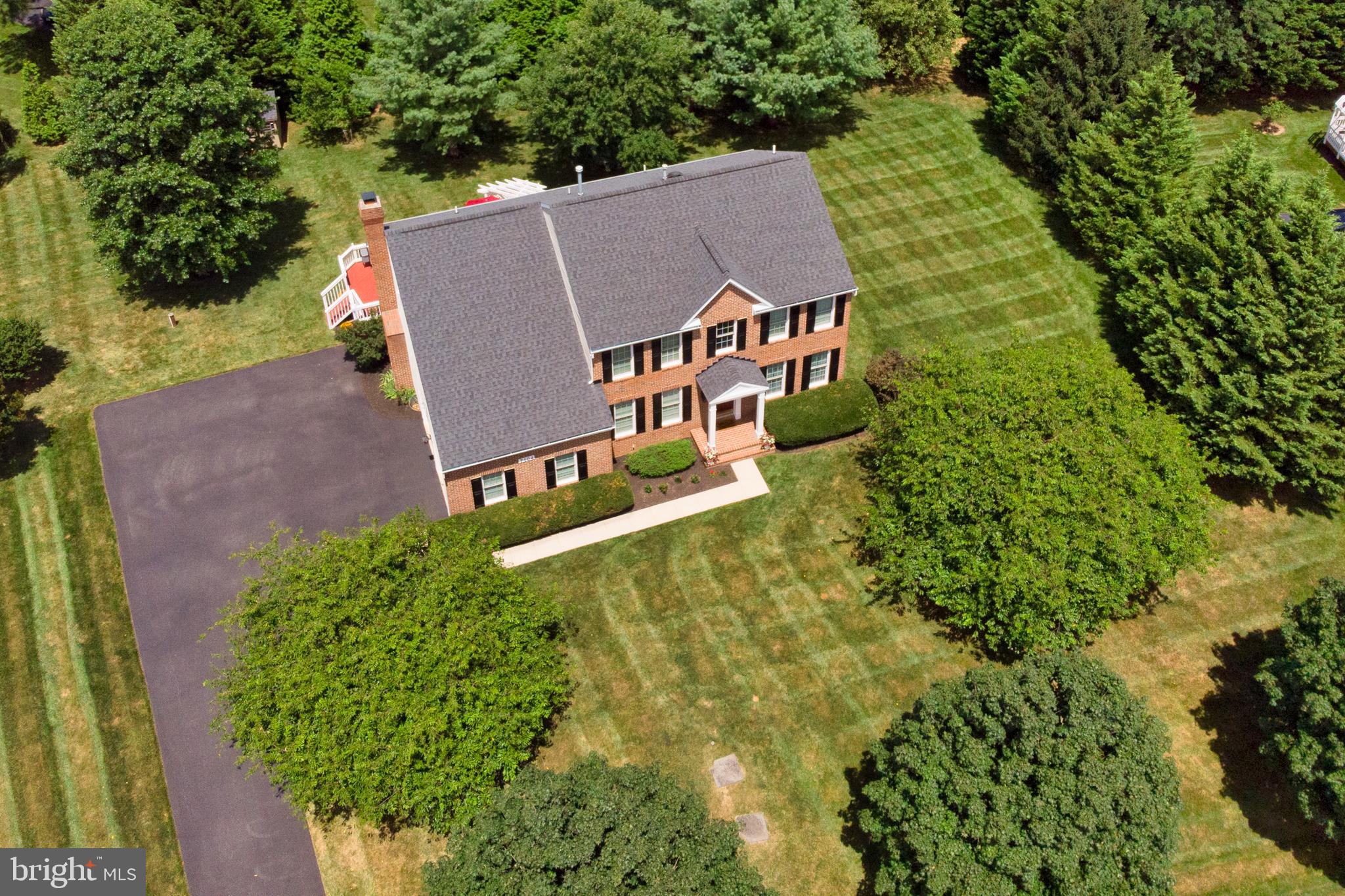 ASHLEIGH KNOLLS - Residential