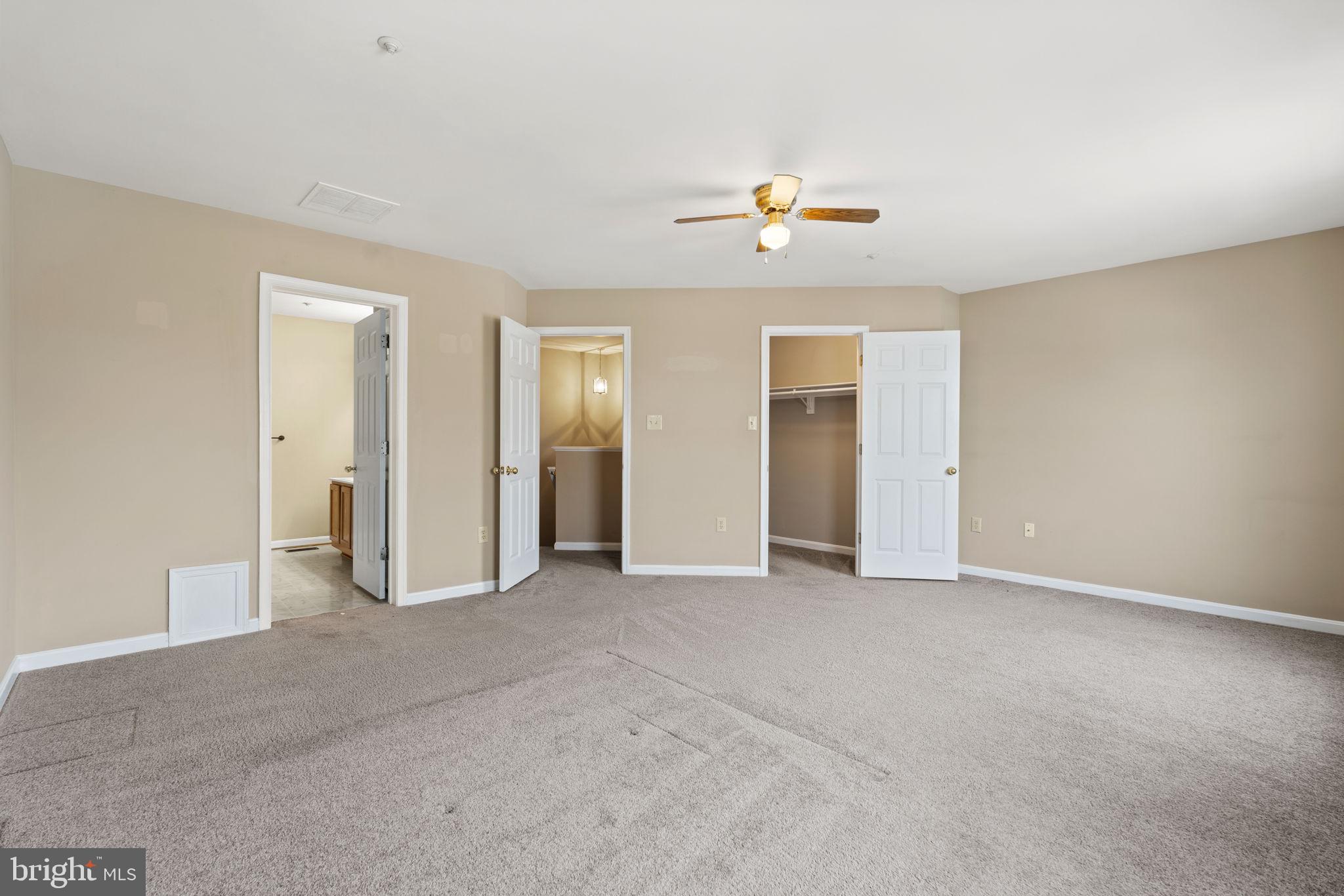 SEVEN OAKS - Residential