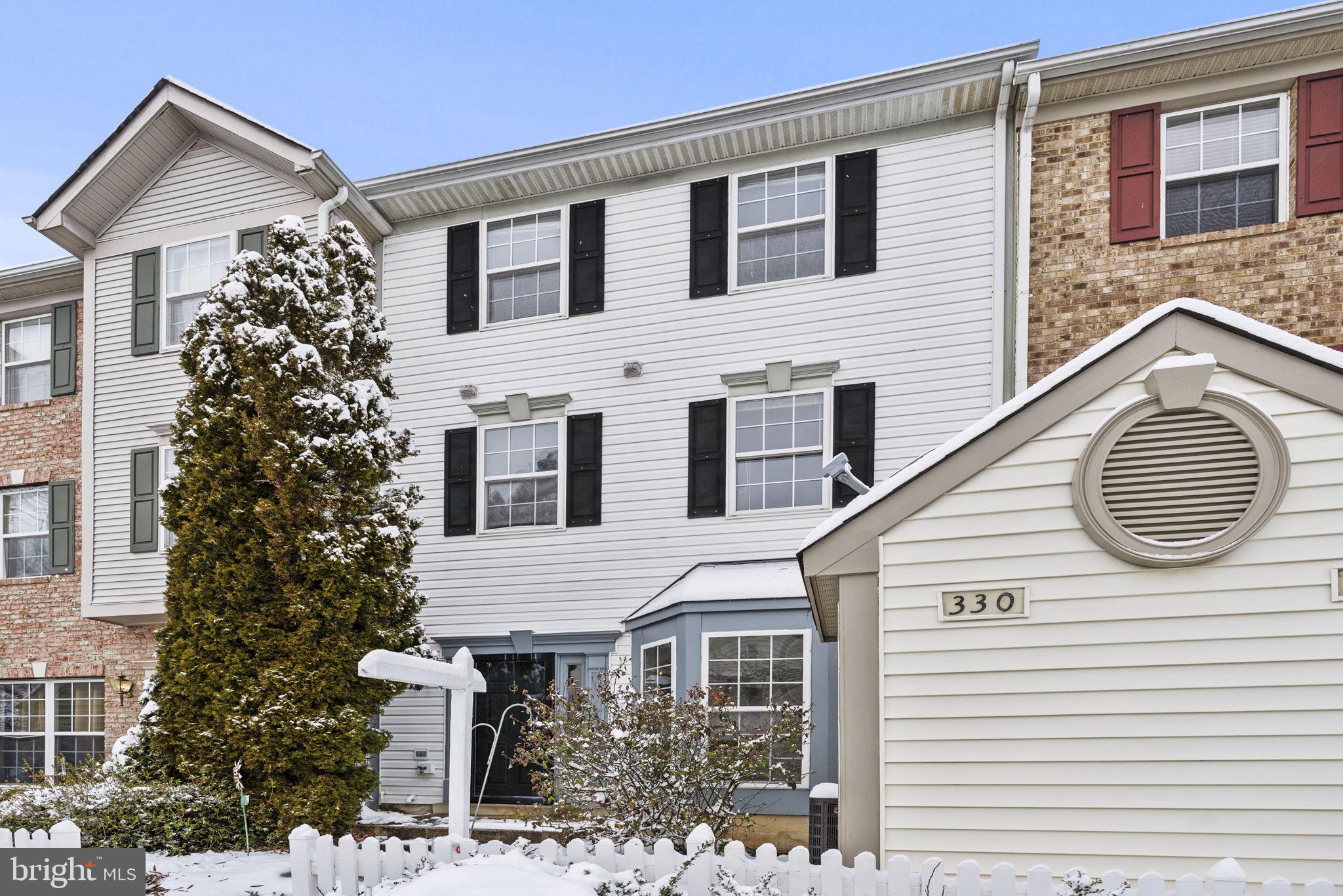 SEVEN OAKS - Residential