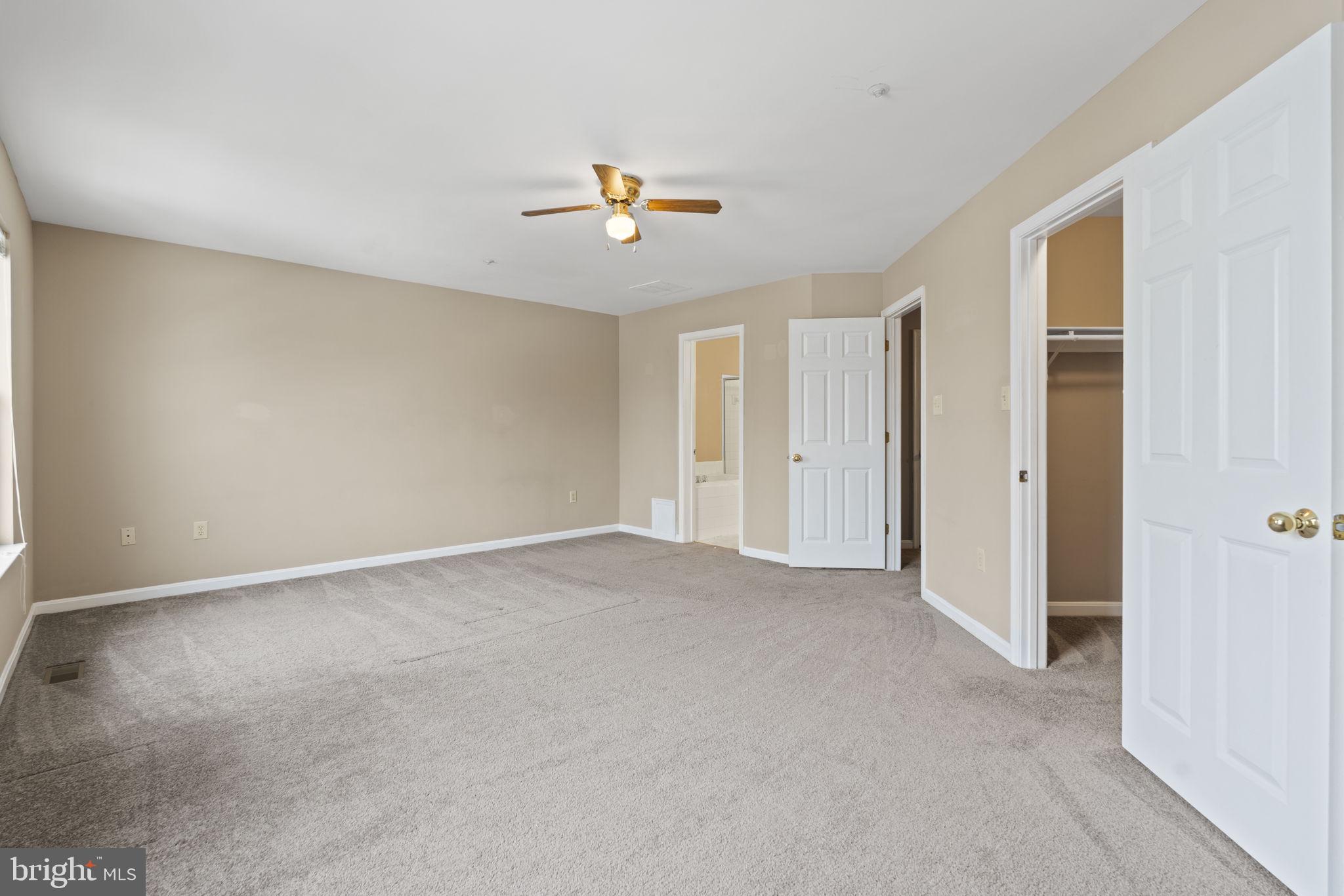 SEVEN OAKS - Residential