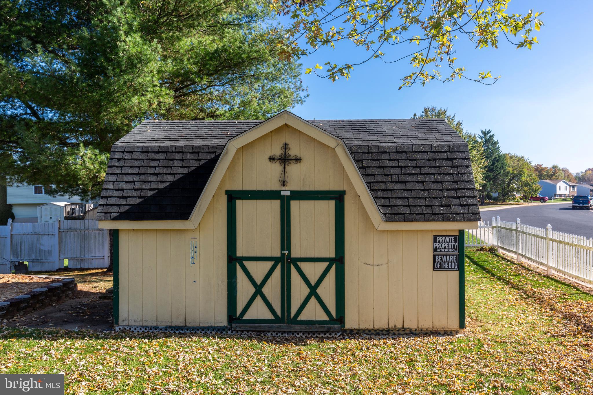 GREEN MEADOWS - Residential