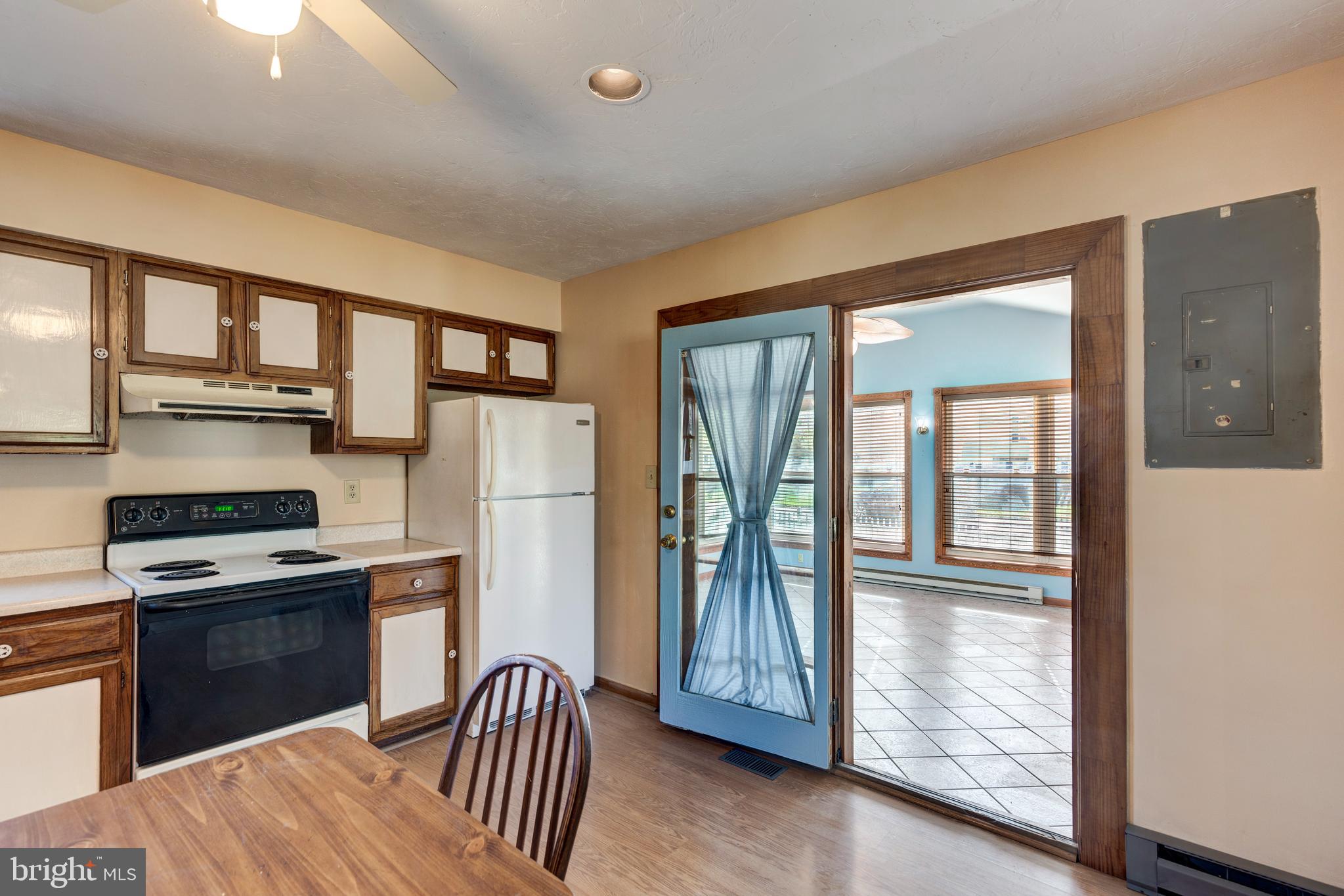 GREEN MEADOWS - Residential