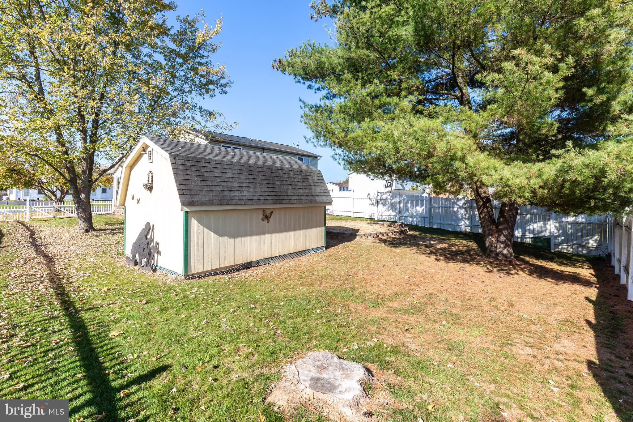 GREEN MEADOWS - Residential