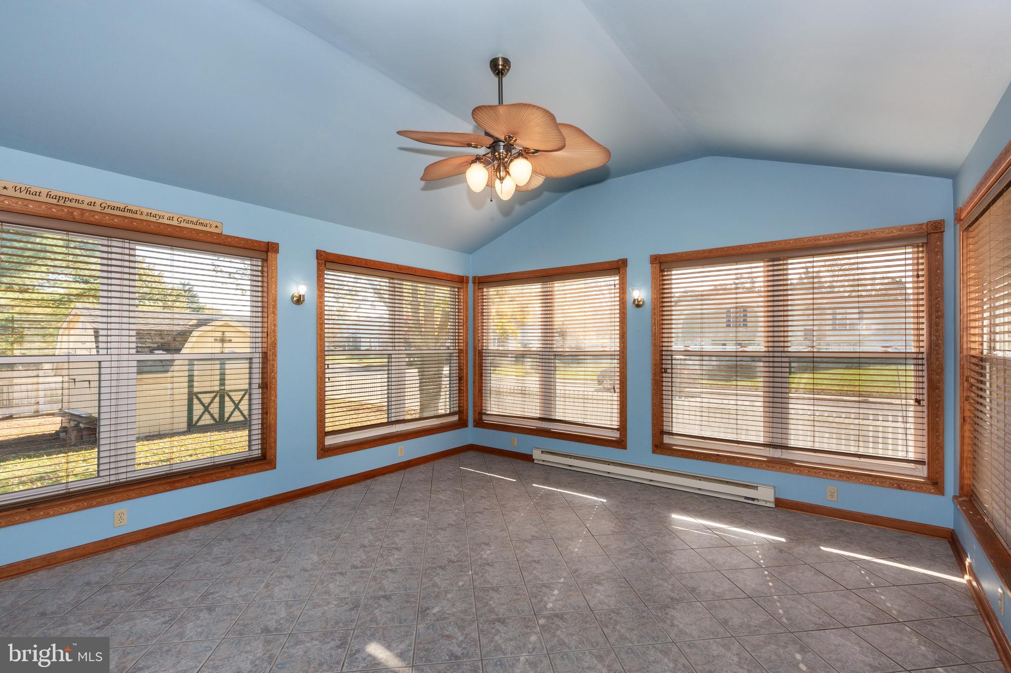 GREEN MEADOWS - Residential