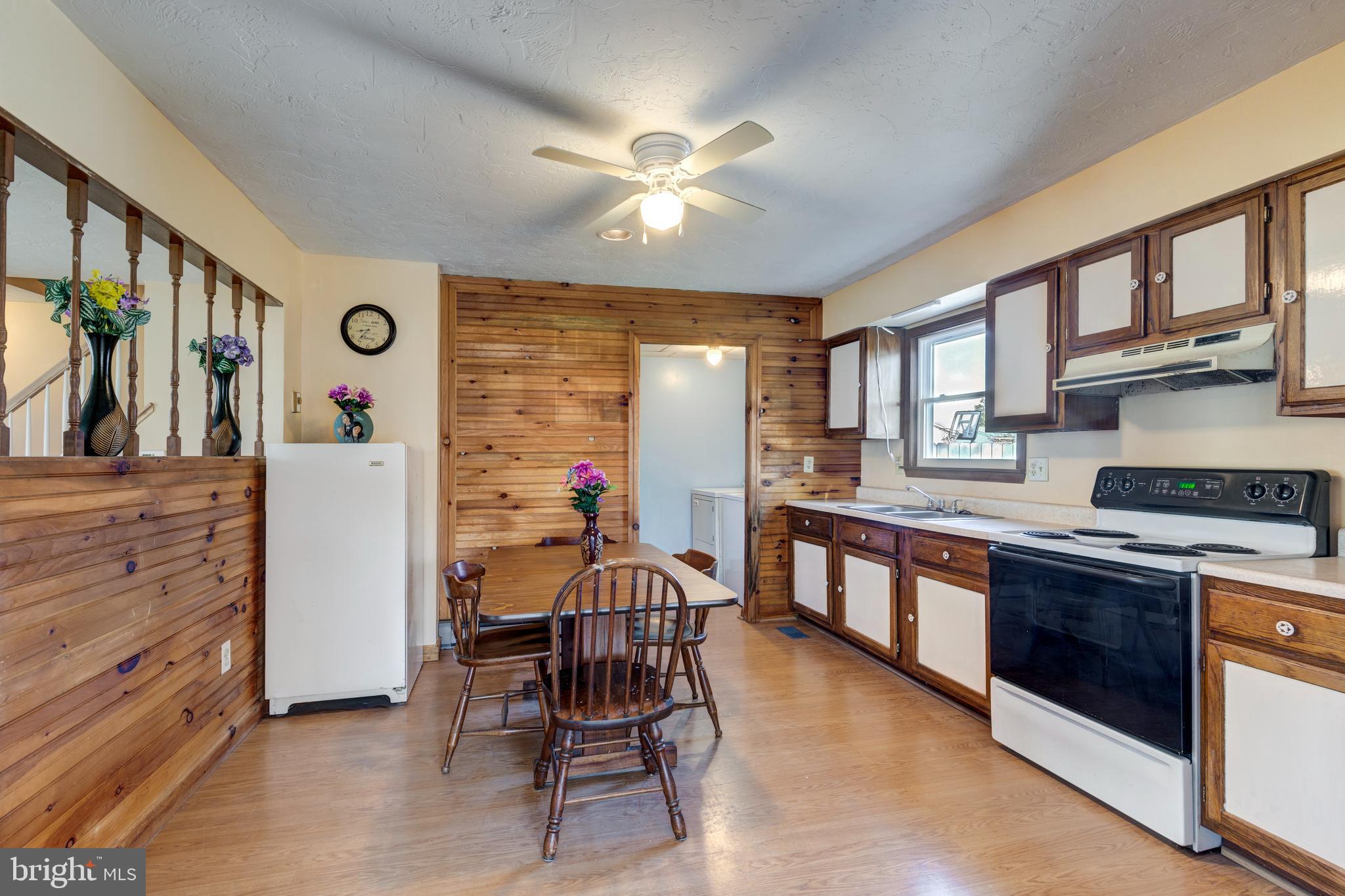 GREEN MEADOWS - Residential