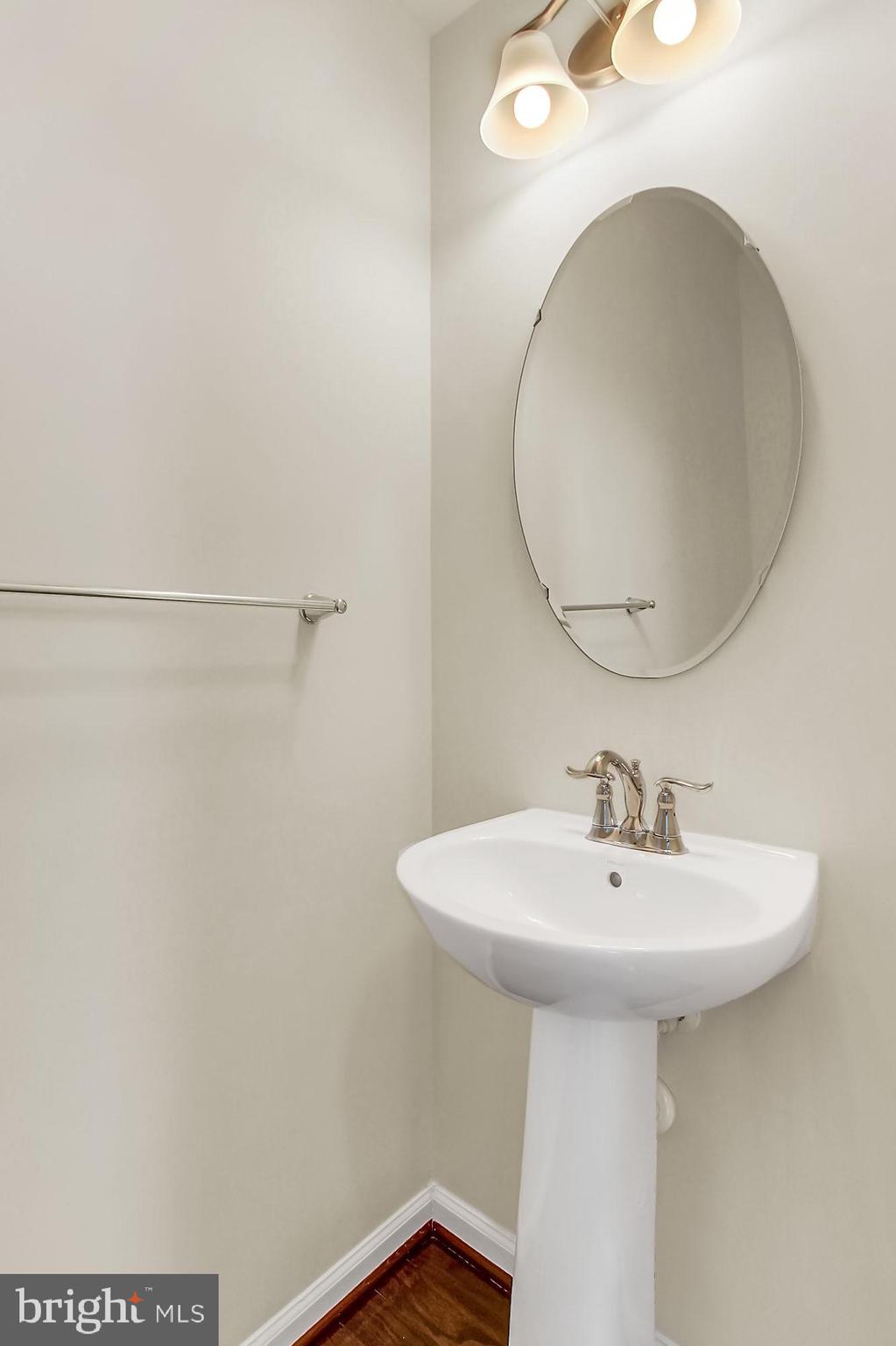 FIELDS AT ROCK GLENN - Residential