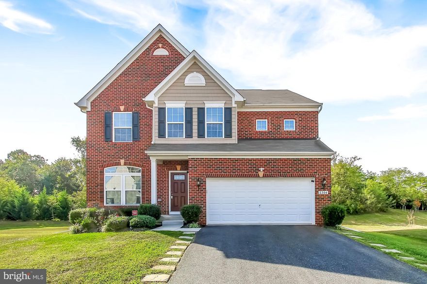 No more waiting! The beautiful hardwood floors, dining room/morning room are some of the many gorgeous attributes this home has to offers. The gourmet kitchen has stainless steel appliances, granite countertops. The spacious master bedroom has an en-suite bathroom and plenty of closet space. The property offers a large deck that is ideal for entertaining and a bonus lower level waiting for your personal touches. The home is located near many wonderful Havre de Grace attractions.