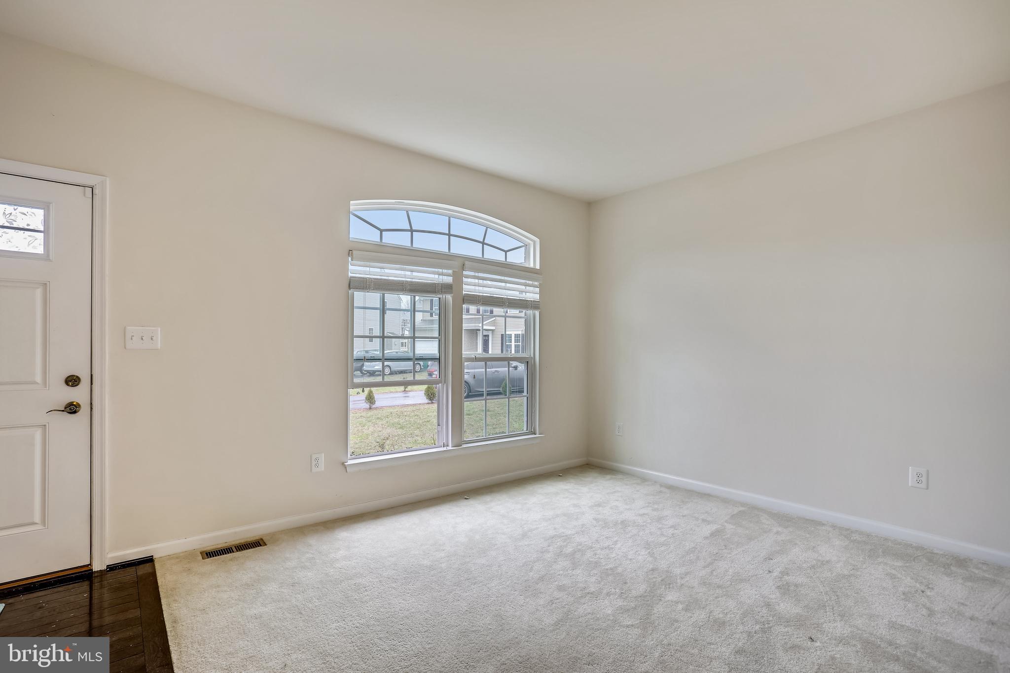 FIELDS AT ROCK GLENN - Residential