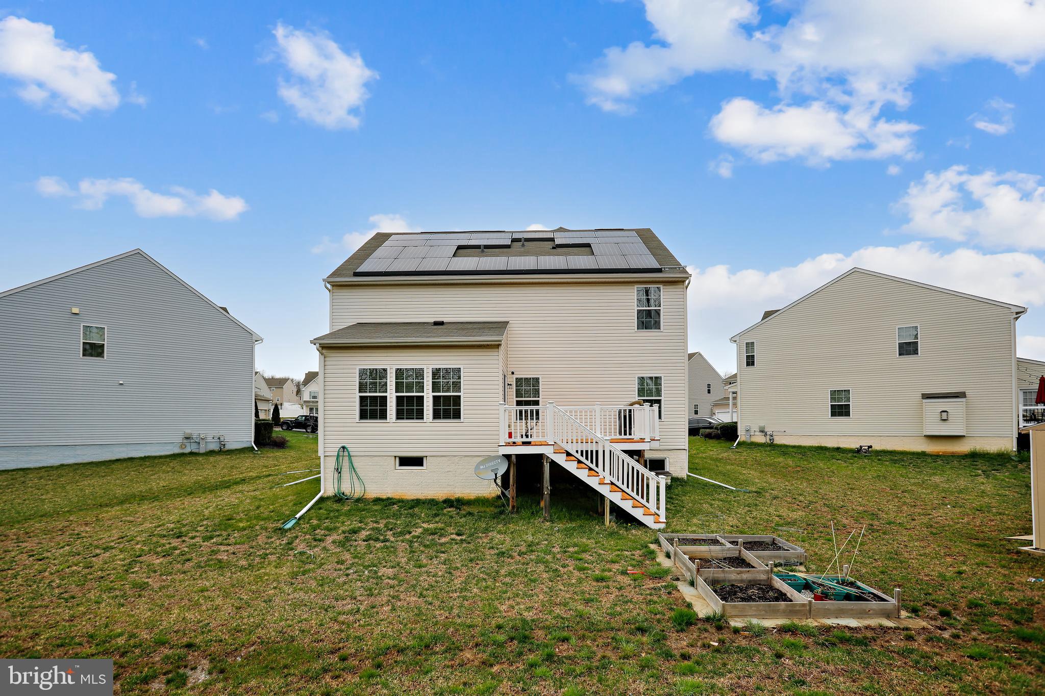 FIELDS AT ROCK GLENN - Residential