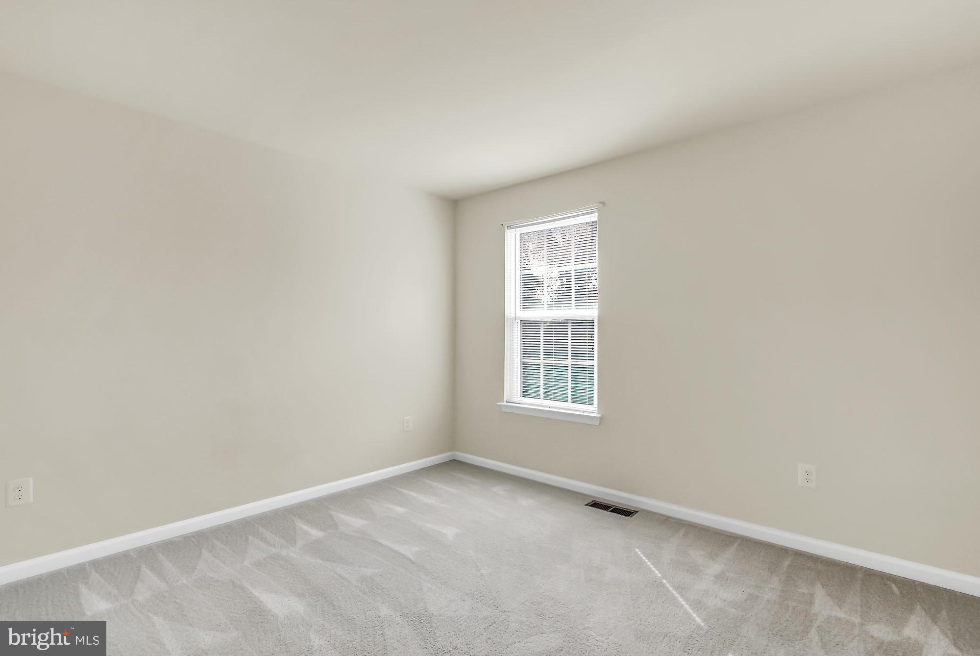 FIELDS AT ROCK GLENN - Residential