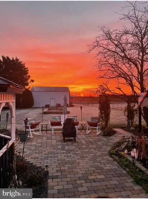 J WAYNE ADAMS - Residential